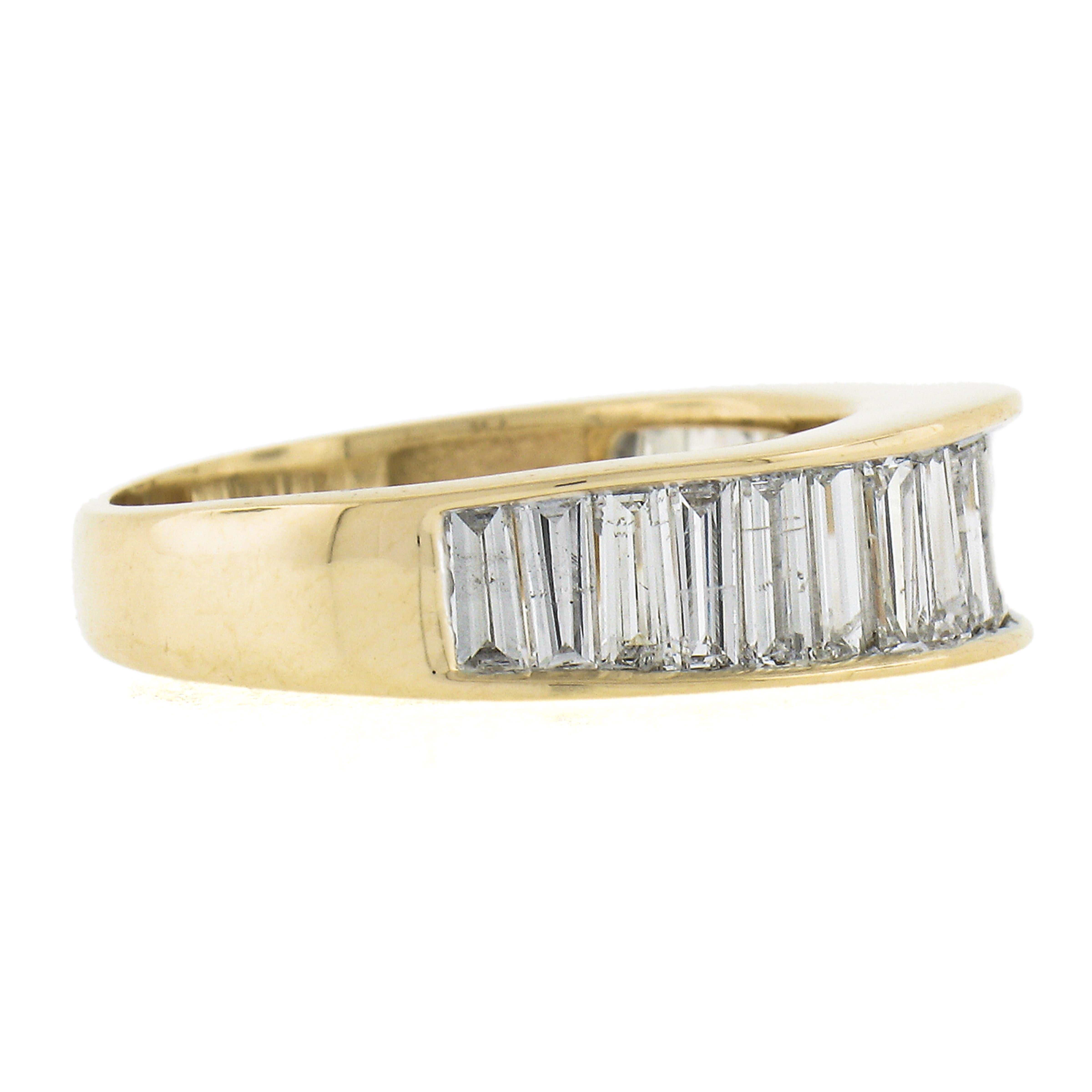 18k Yellow Gold 2.50ctw Channel Set Straight Baguette Cut Diamond Band Ring For Sale 1