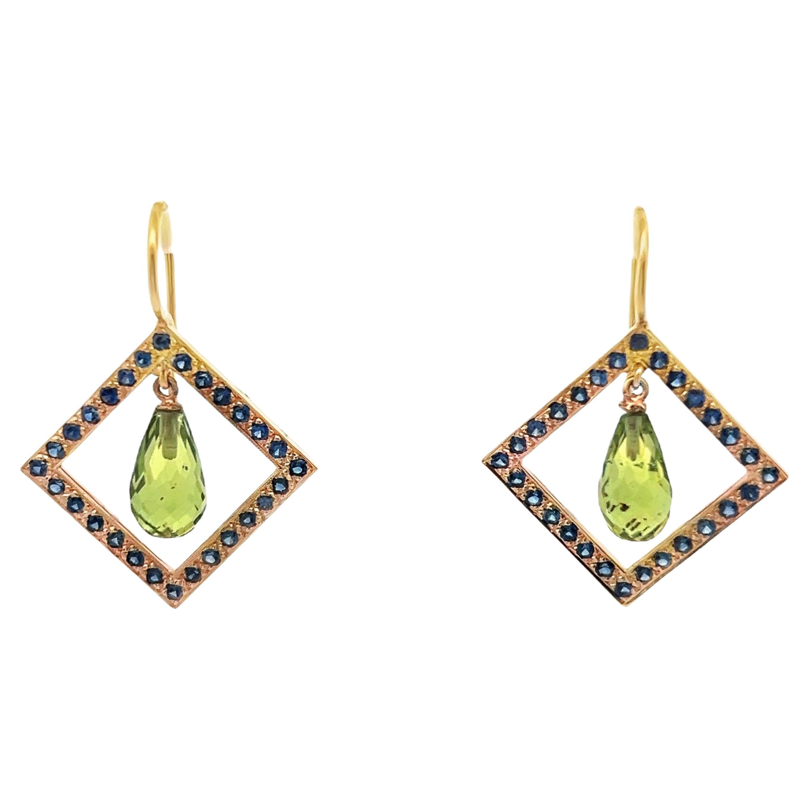 18k Yellow Gold 2.5cttw Geometric Briolette Peridot & Sapphire Dangle Earrings For Sale