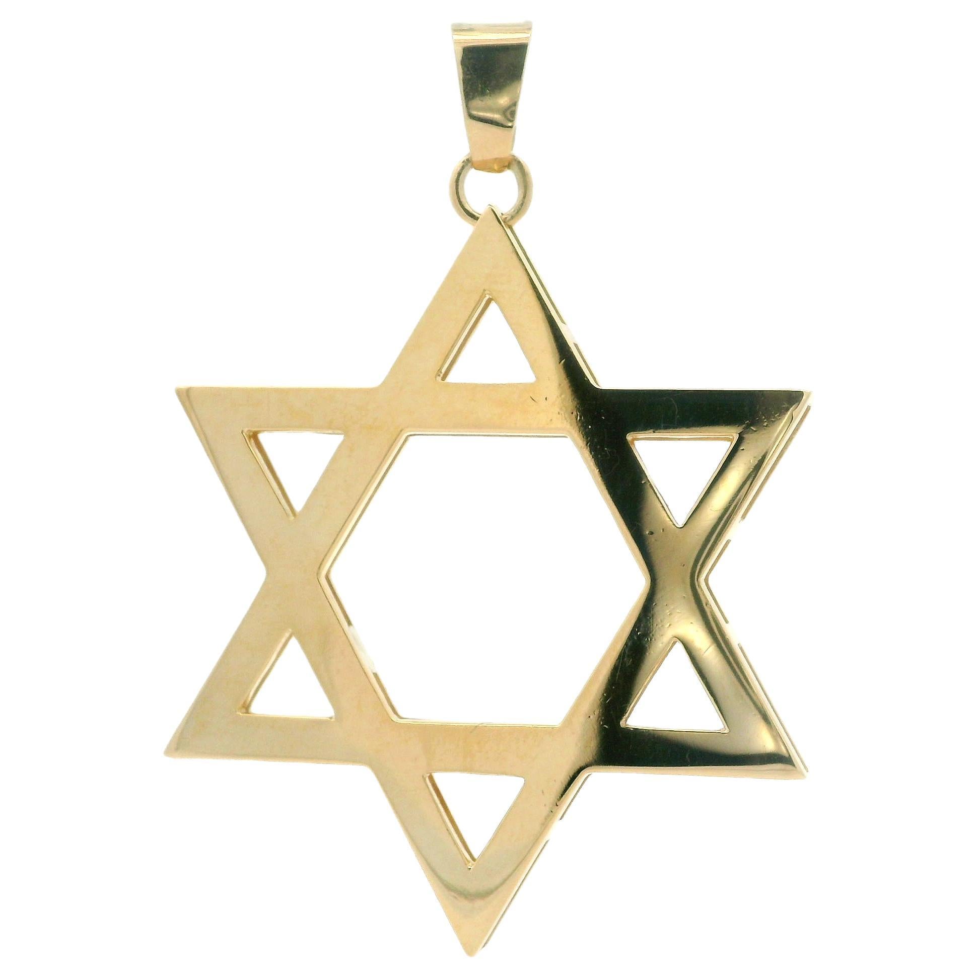 18k Yellow Gold 2.64ctw Diamond Covered Large Open Work Star of David Pendant For Sale 2