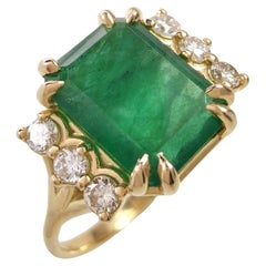 18K Yellow Gold 2.7ct Emerald Ring with Diamonds  Timeless Women’s Jewelry