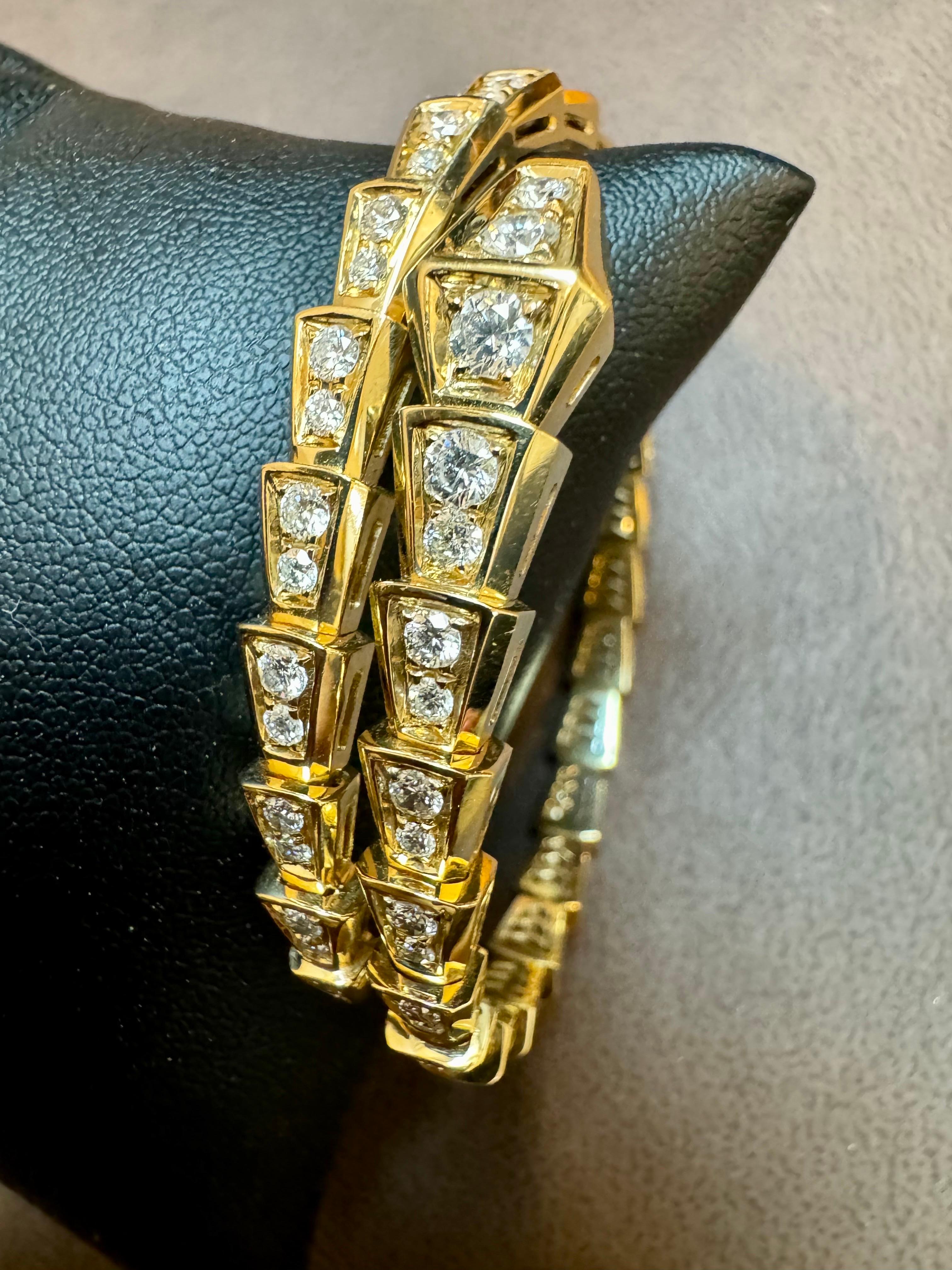18k Yellow Gold 3 Ct Pave Diamond Serpenti Viper Slim Bracelet Size medium 5