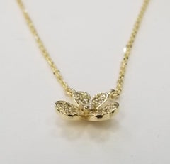 18k yellow Gold "3 Leaf Clover" Diamond pendant
