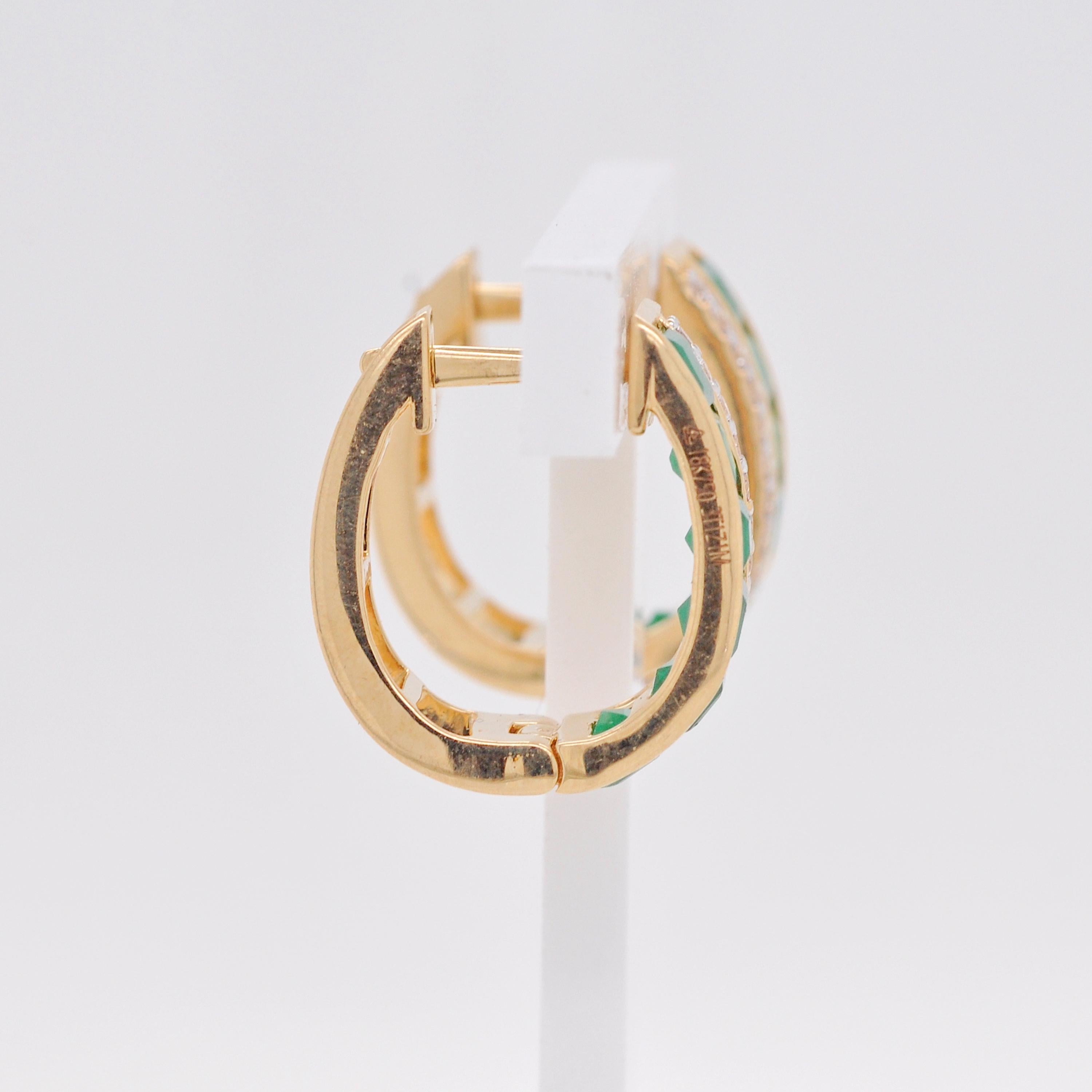 18K Yellow Gold 3 MM Square Channel-Set Brazilian Emerald Diamond Hoop Earrings For Sale 1