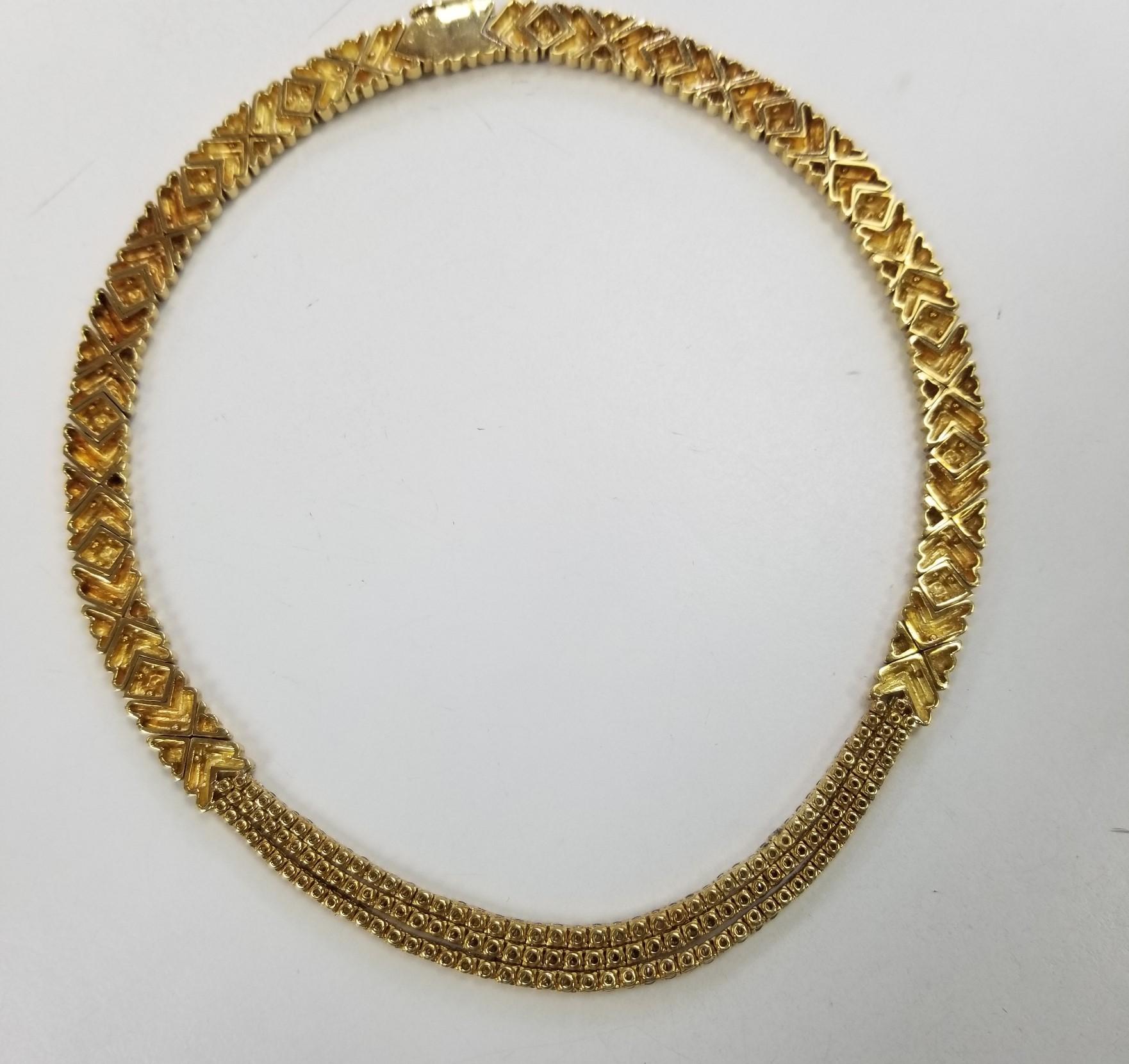 Taille ronde Collier de tennis en or jaune 18k avec 3 rangs de diamants 7.07 Ctw en vente