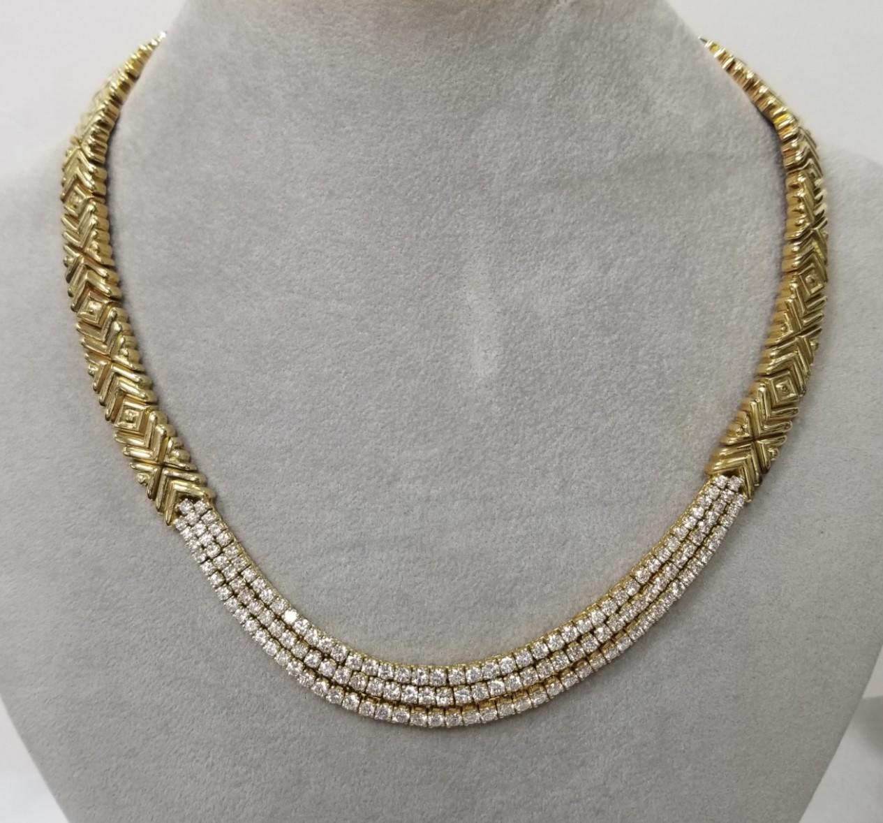 18k Yellow Gold 3 row Diamond Tennis Necklace 7.07 Ctw In Excellent Condition For Sale In Los Angeles, CA