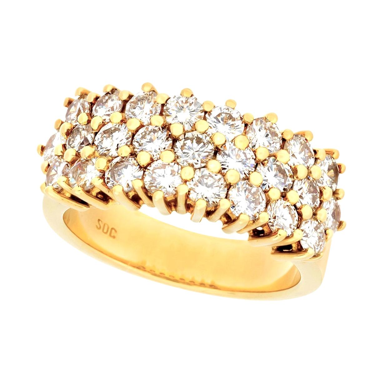 18 Karat Yellow Gold 3-Row Diamond Wedding Band For Sale at 1stDibs