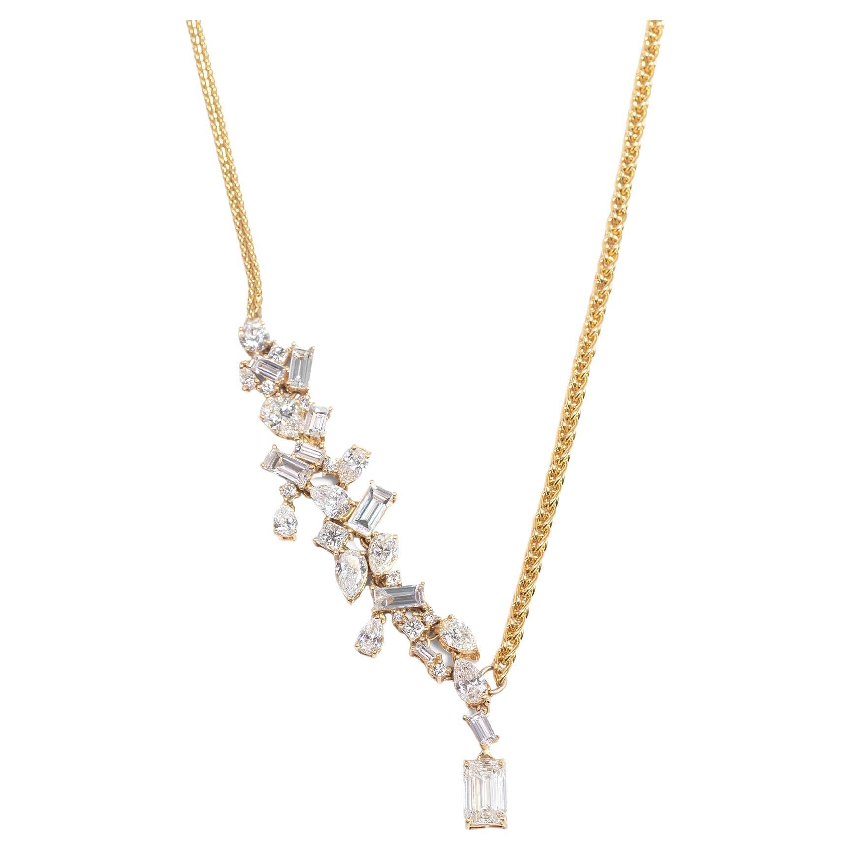 18k Yellow Gold 3.03 Total Carat White Diamond Trellis Necklace For Sale