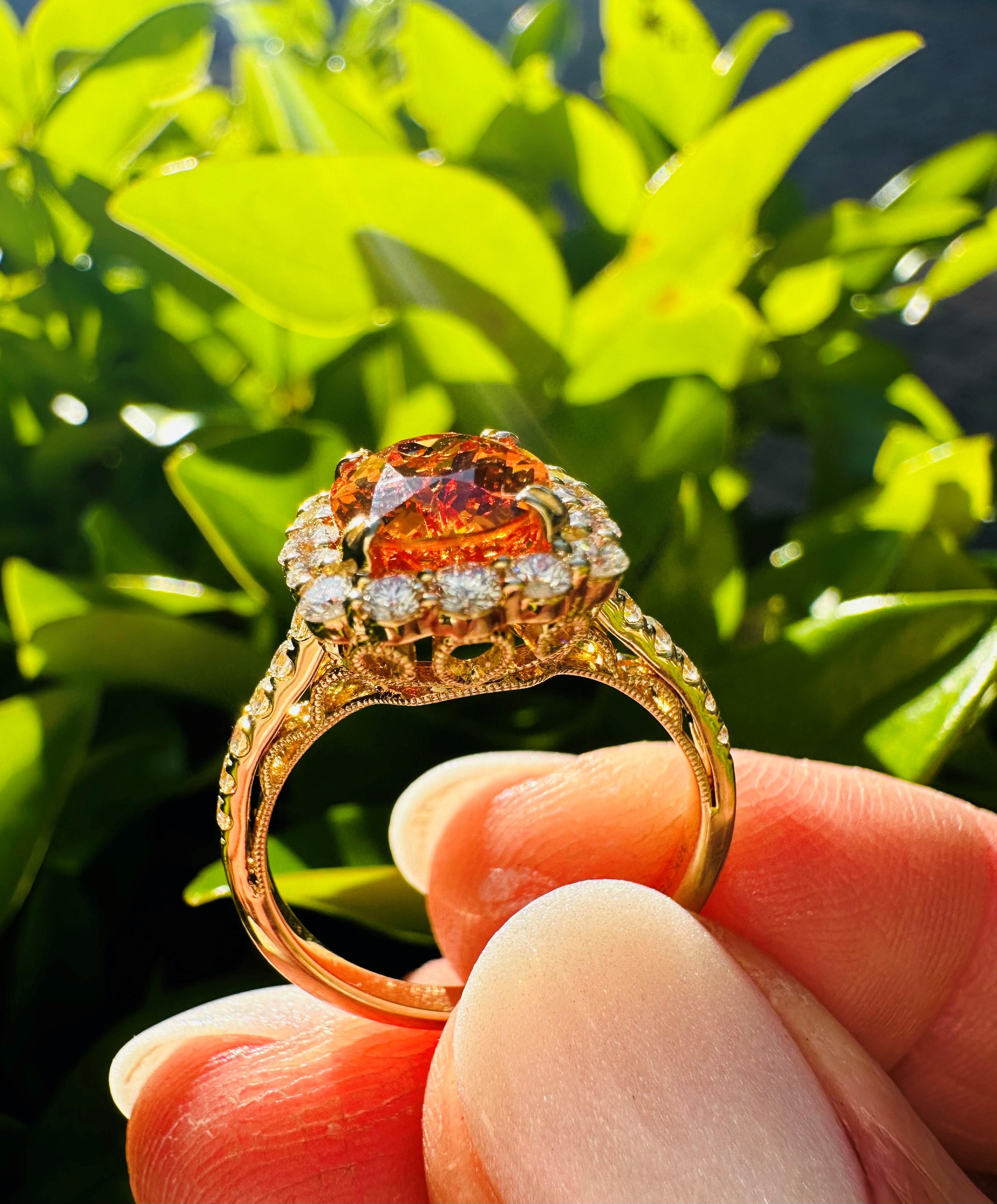 18K Yellow Gold 3.21 Carat Spessartite & Diamond Cocktail Ring For Sale 1