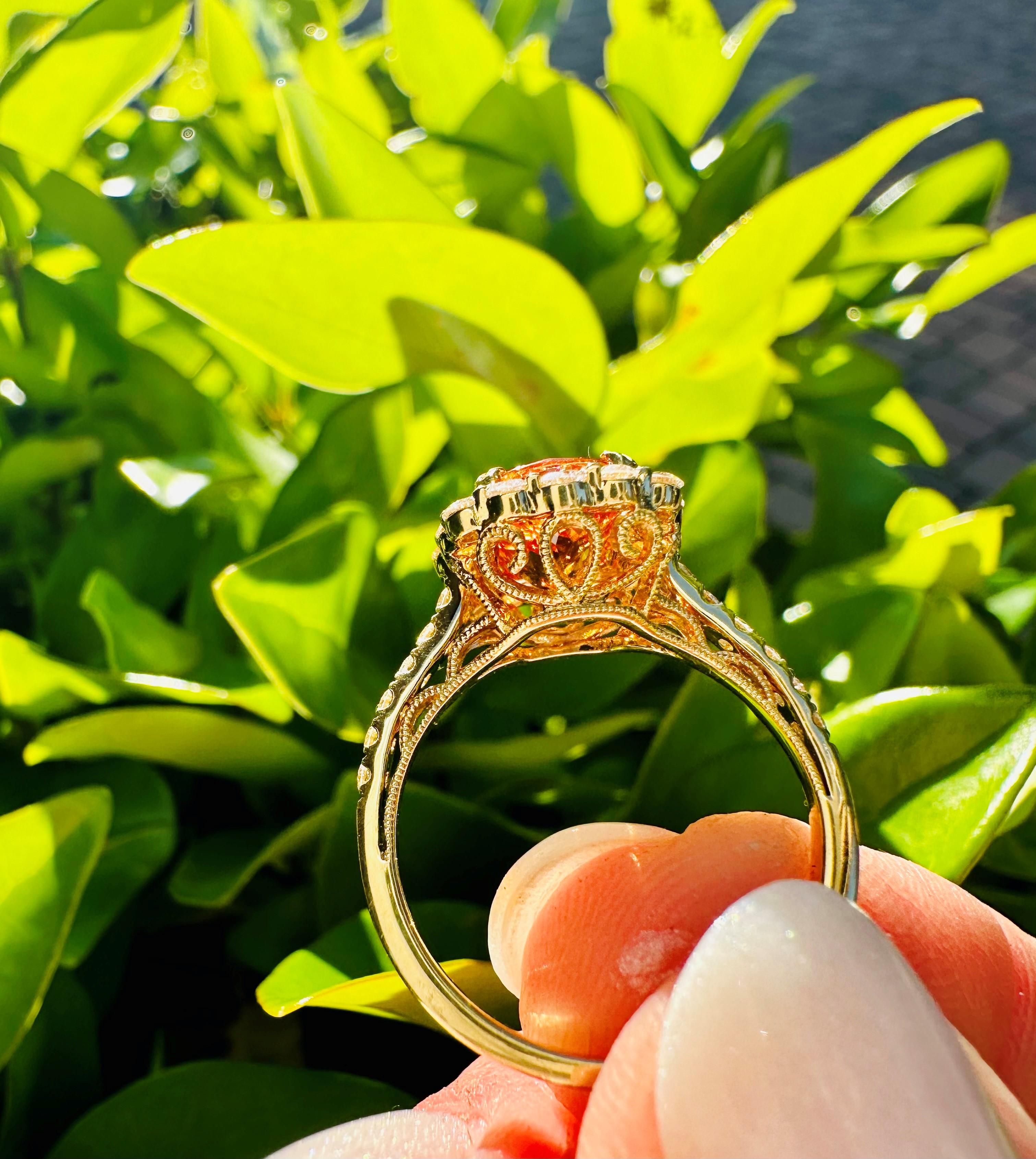 18K Yellow Gold 3.21 Carat Spessartite & Diamond Cocktail Ring For Sale 2