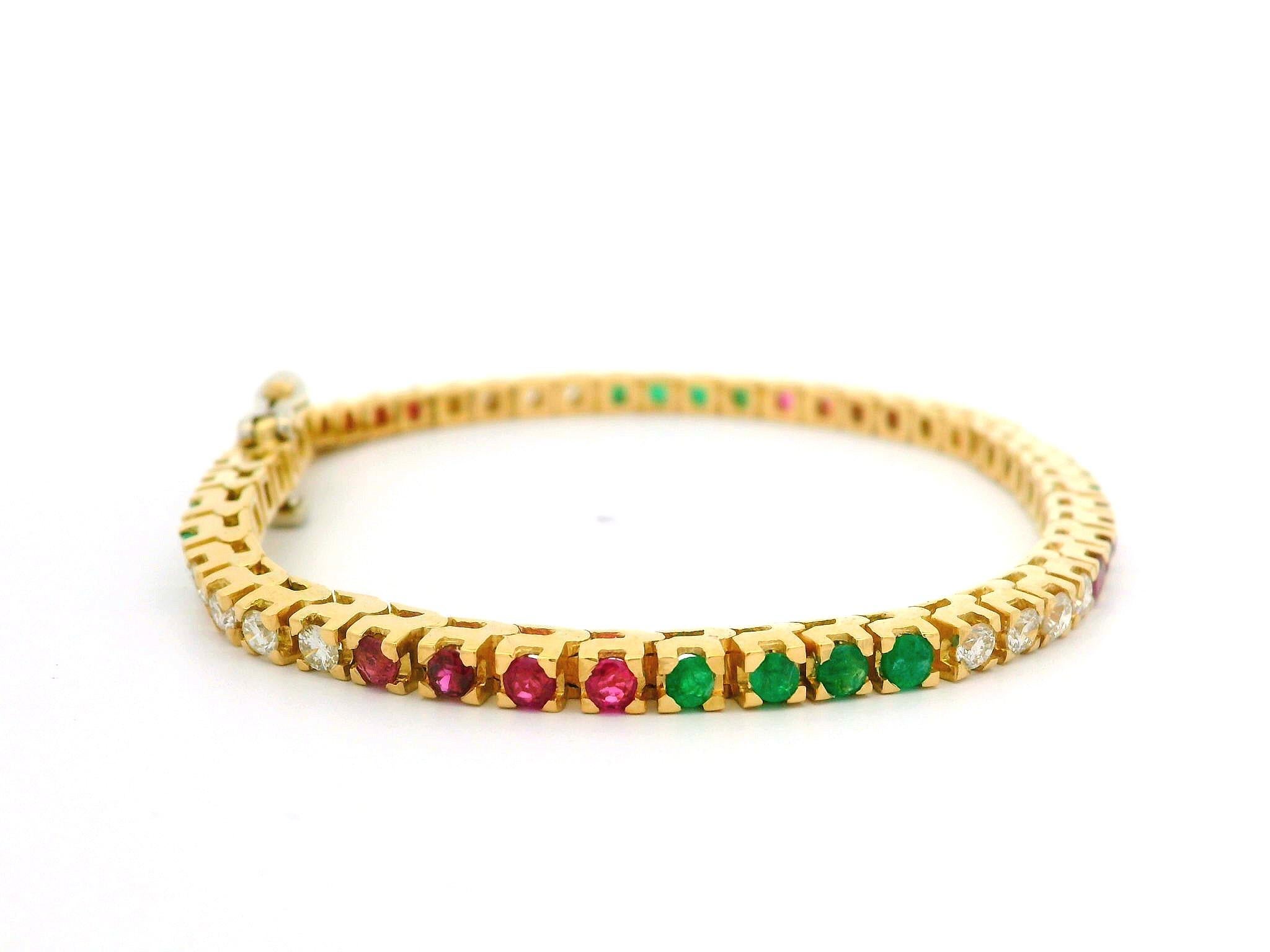 Round Cut 18k Yellow Gold 3.36ctw Emerald Ruby & Diamond Multi Colors Line Tennis Bracelet For Sale