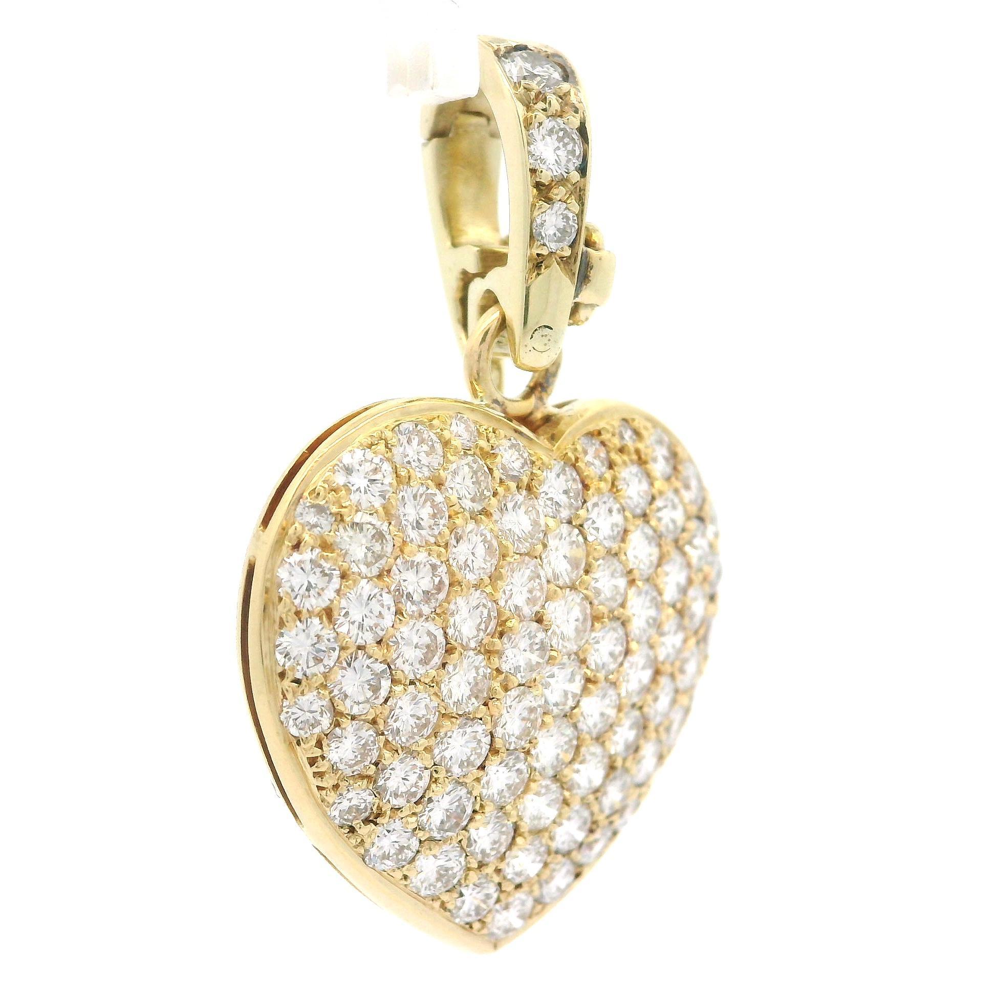18k Yellow Gold 3.36ctw Fiery Pave Diamond Large Heart Enhancer Pendant For Sale 5