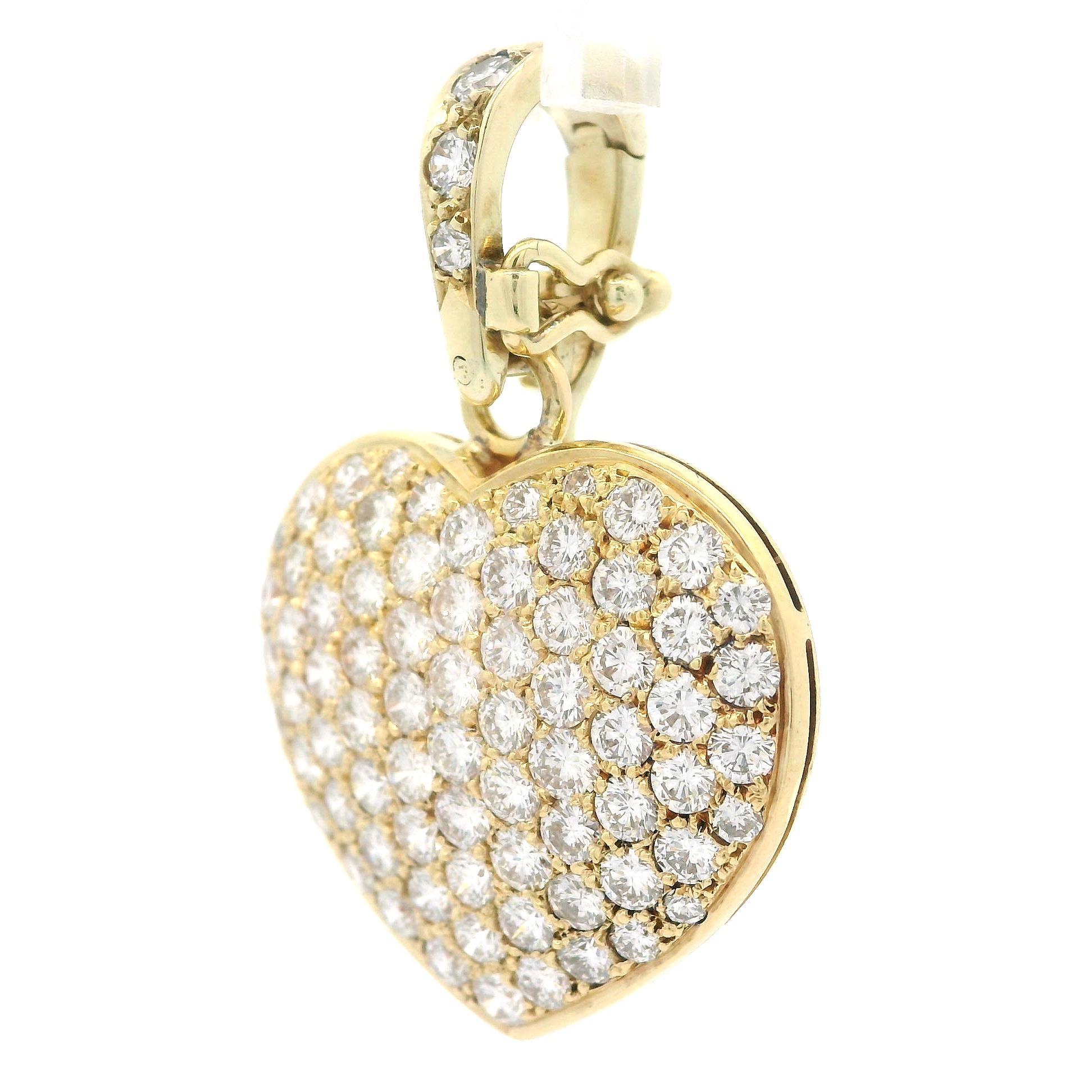 18k Yellow Gold 3.36ctw Fiery Pave Diamond Large Heart Enhancer Pendant For Sale 6