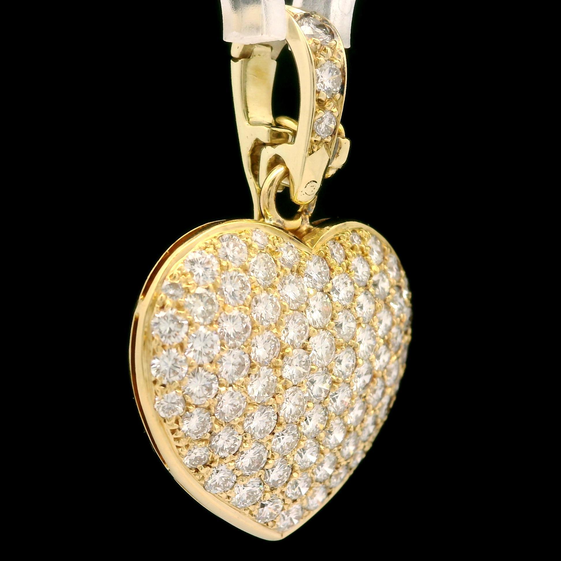 18k Yellow Gold 3.36ctw Fiery Pave Diamond Large Heart Enhancer Pendant In Excellent Condition For Sale In Montclair, NJ