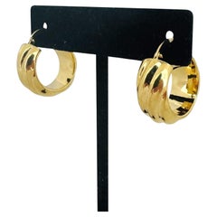 18 Karat Gelbgold 3,3 Karat Matrosen gerippte polierte Huggie-Ohrringe Italien
