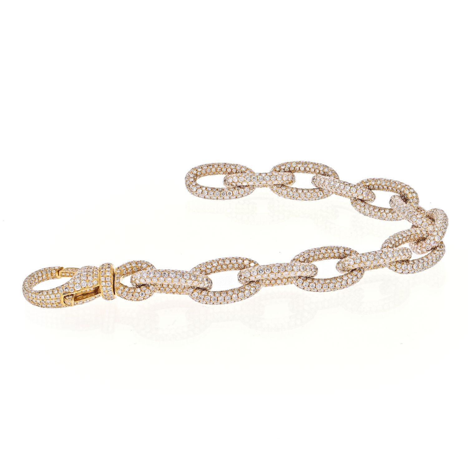 Bracelet à maillons en or jaune 18 carats avec diamants ovales pavés de 35 carats Excellent état - En vente à New York, NY
