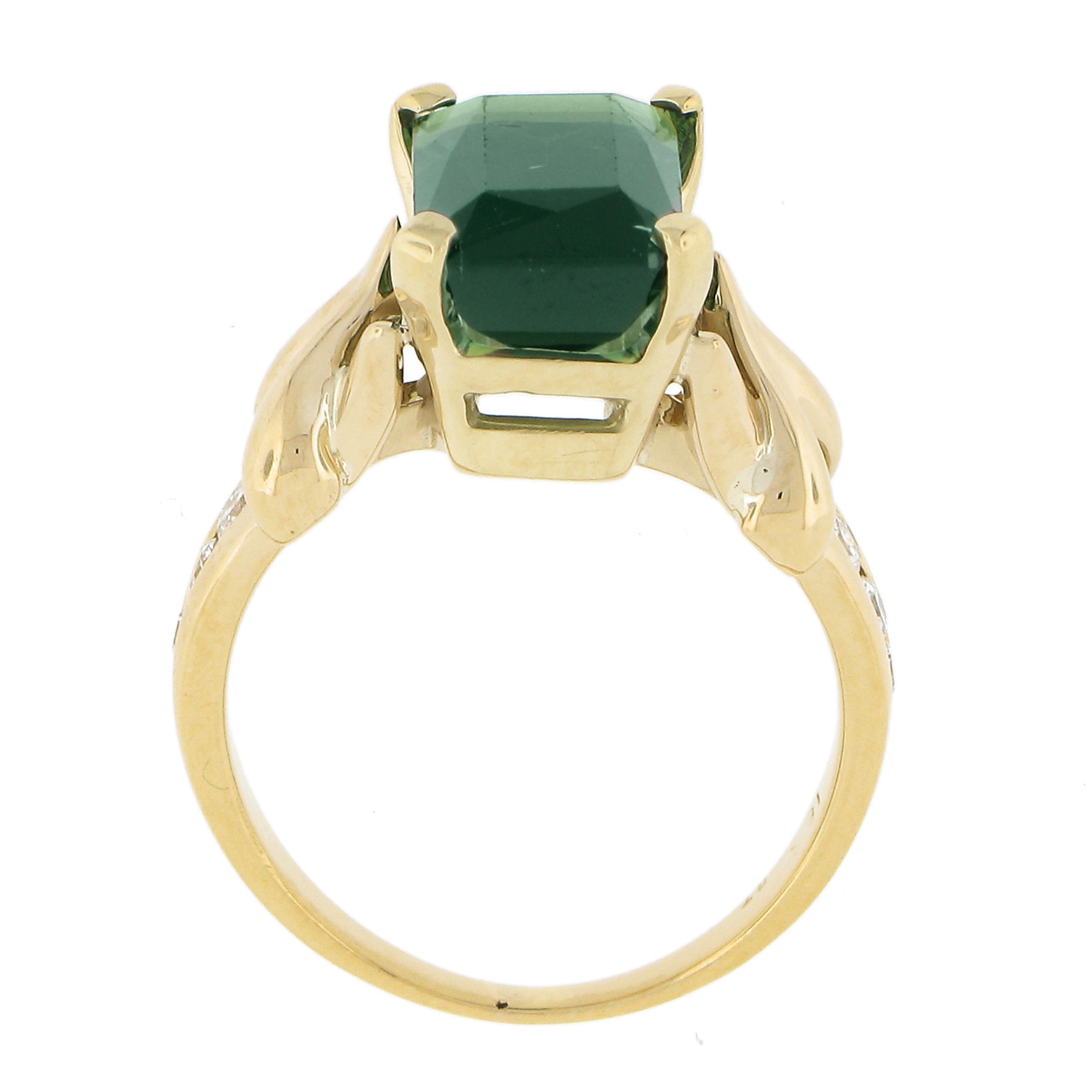 18K Yellow Gold 3.70ctw Green Tourmaline w/ Diamond Solitaire Cocktail Ring For Sale 2