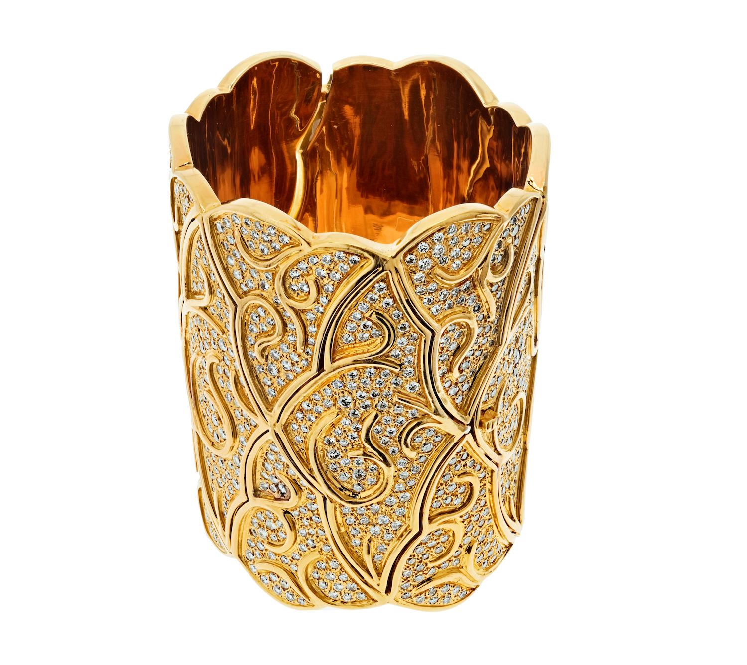 Women's 18K Yellow Gold 38cttw Round Cut Diamond Wide Cuff Bracelet For Sale