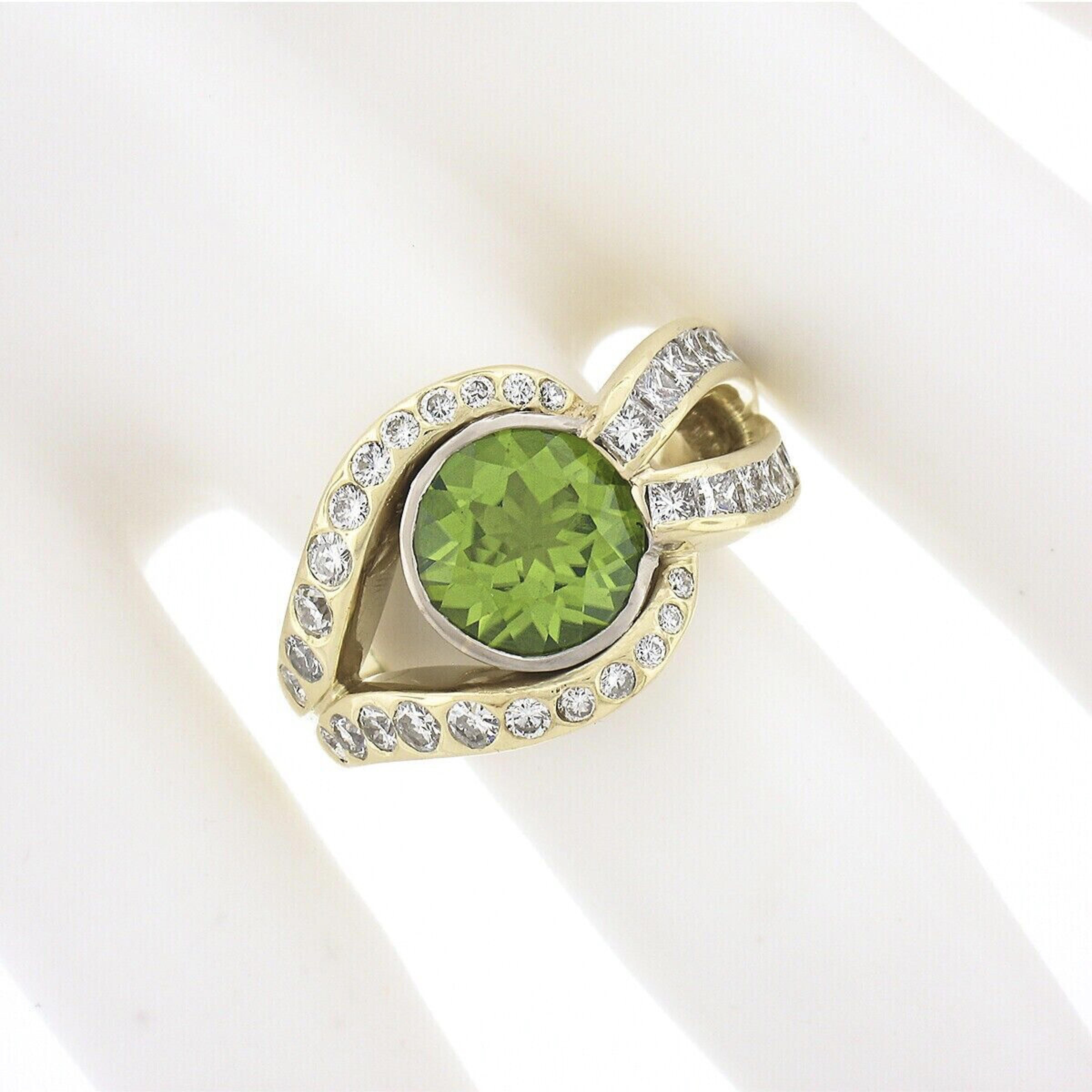 Round Cut 18k Yellow Gold 3.94ct Round Bezel Peridot Solitaire & Diamond Open Overlap Ring For Sale