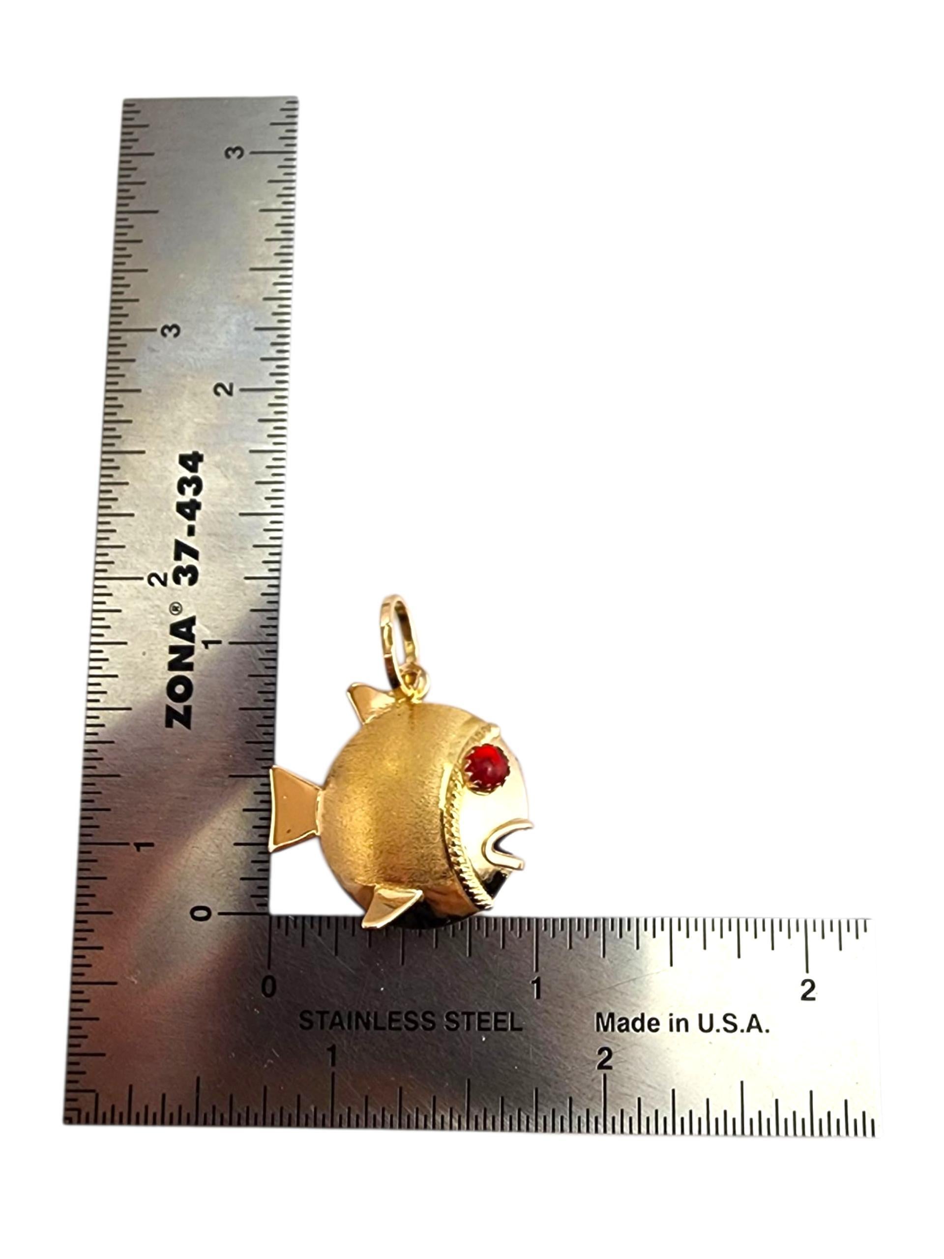 Charm 3D a forma di pesce in oro giallo 18K #22377 in vendita 6