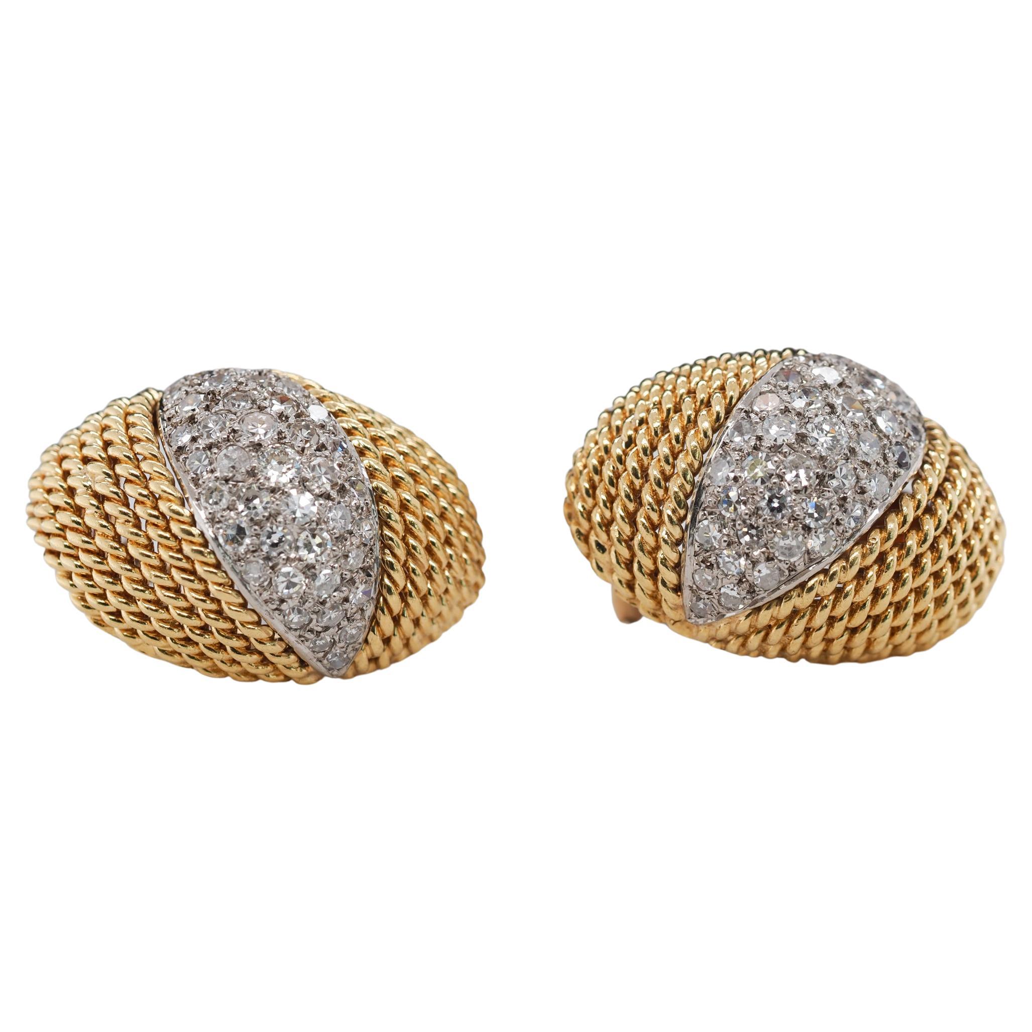 18k Yellow Gold 4.00 Cttw Round and Single Cut Brilliant Diamond Earrings For Sale