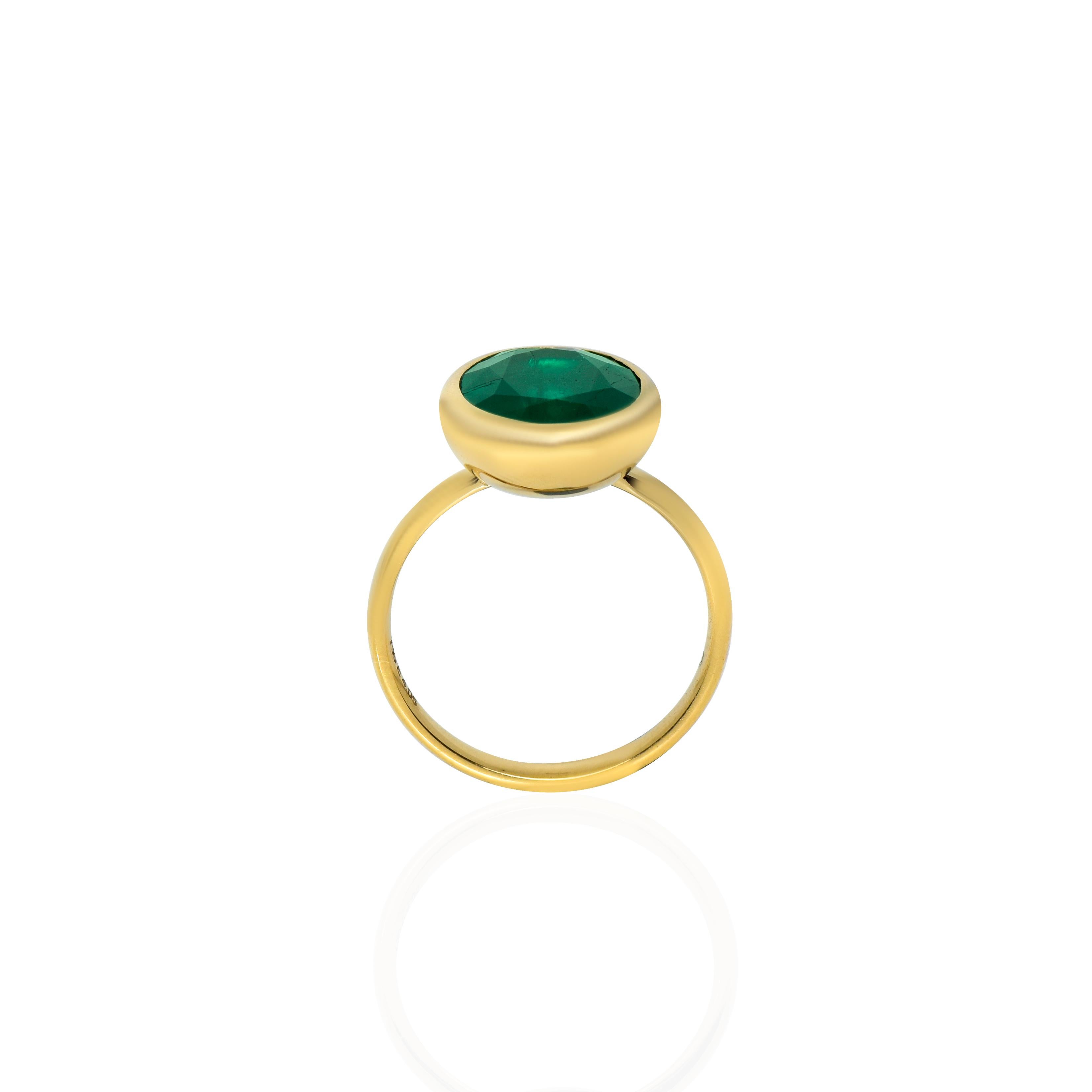 IGI 18K 4.05 Ct Natural Emerald Antique Art Deco Engagement Ring For Sale 4