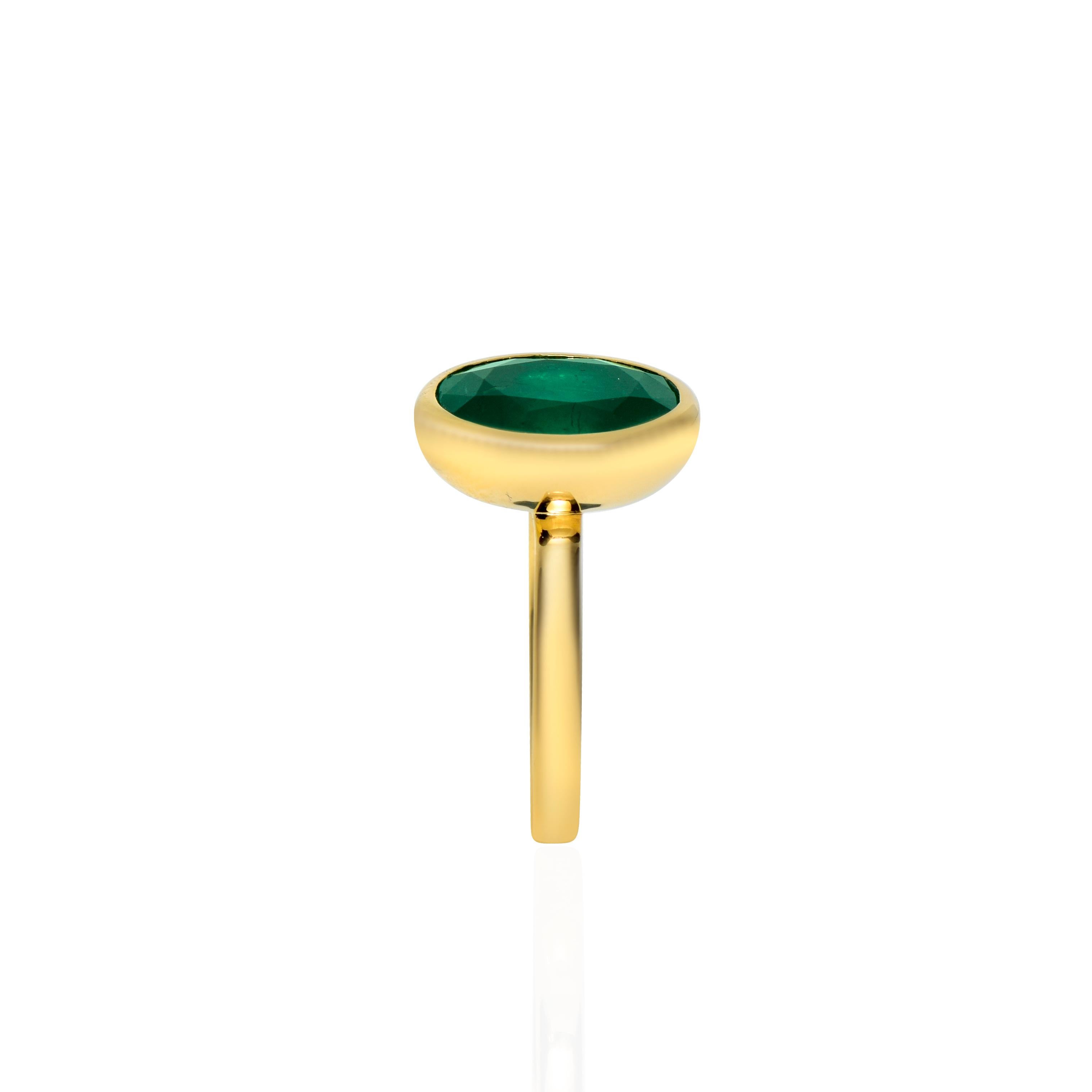 IGI 18K 4.05 Ct Natural Emerald Antique Art Deco Engagement Ring For Sale 5