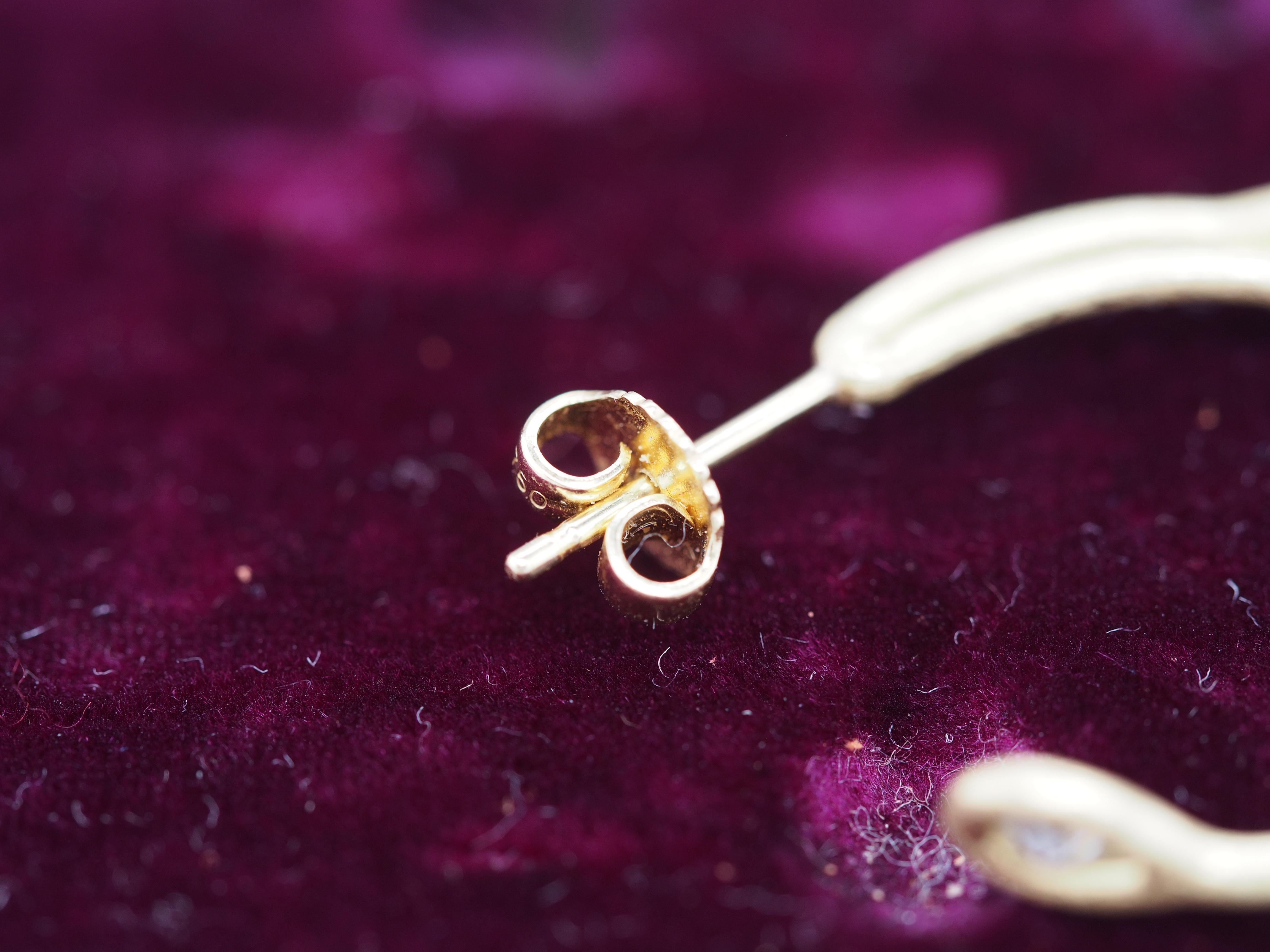 18K Yellow Gold .40cttw Round Diamond Brilliant Open Hoop Earrings In Good Condition For Sale In Atlanta, GA