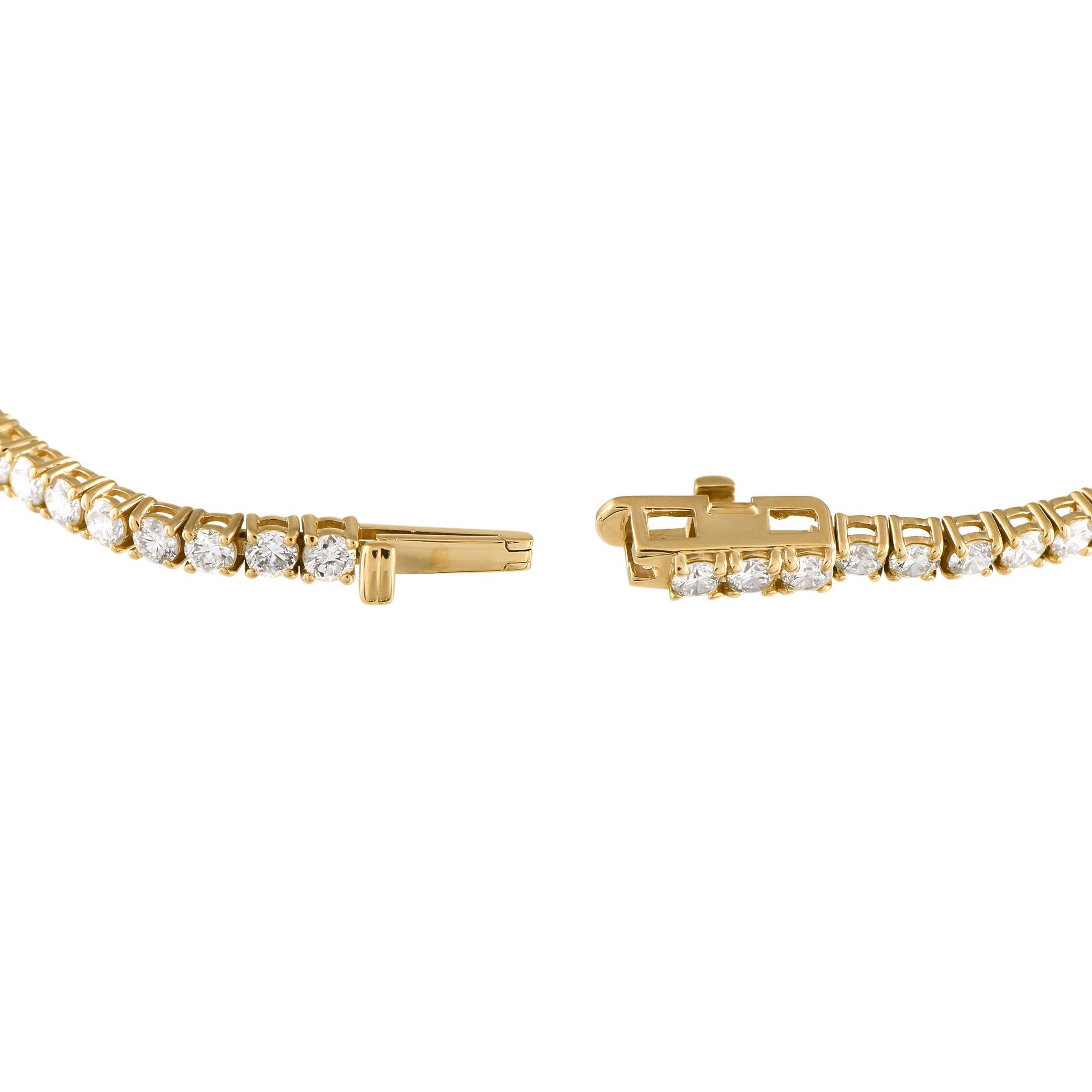 Round Cut 18K Yellow Gold 4.13ct Diamond Tennis Bracelet For Sale