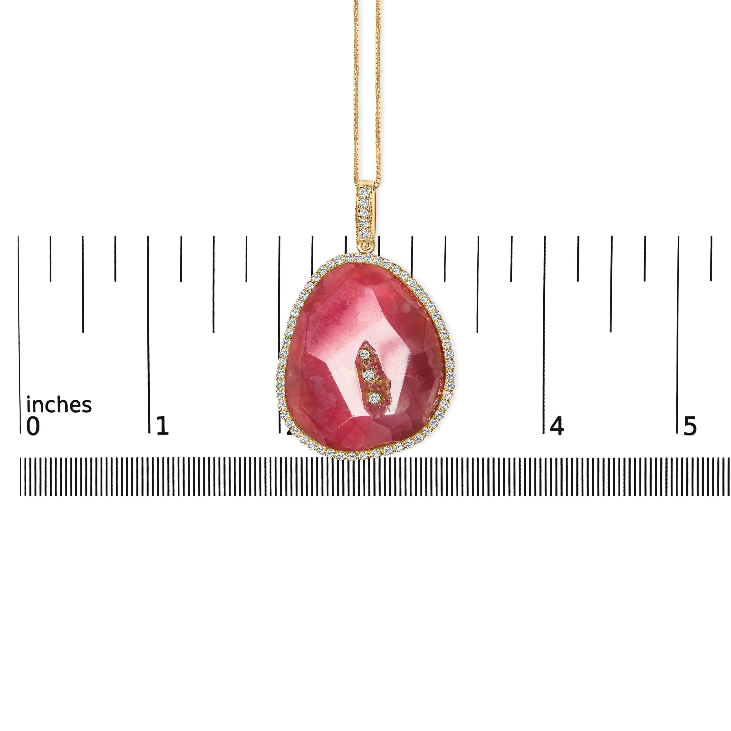 Round Cut 18K Yellow Gold 42.0ct Pink Quartz Crystal Geode, 1.0ct Diamond Pendant Necklace For Sale