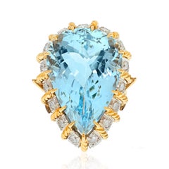 18K Yellow Gold 45 Carat Aquamarine and Diamond Ring