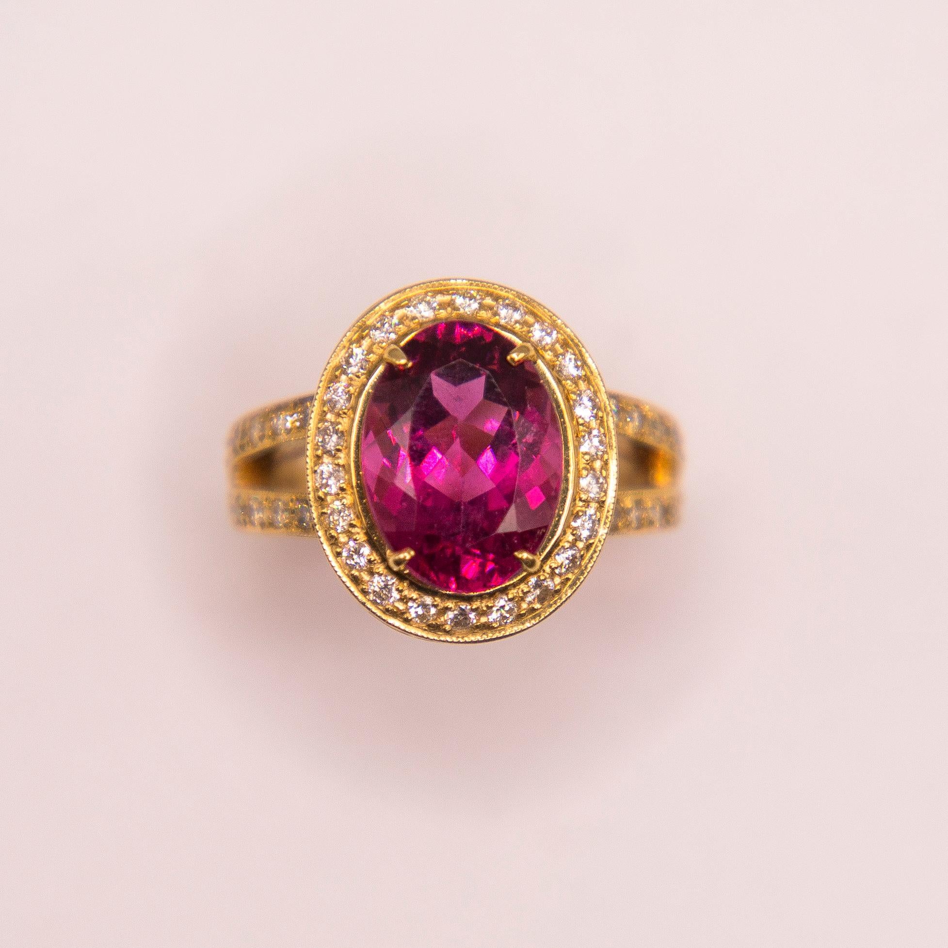 Women's 18k Yellow Gold 4.59 Carat Oval Pink Tourmaline  and Diamond Ring For Sale