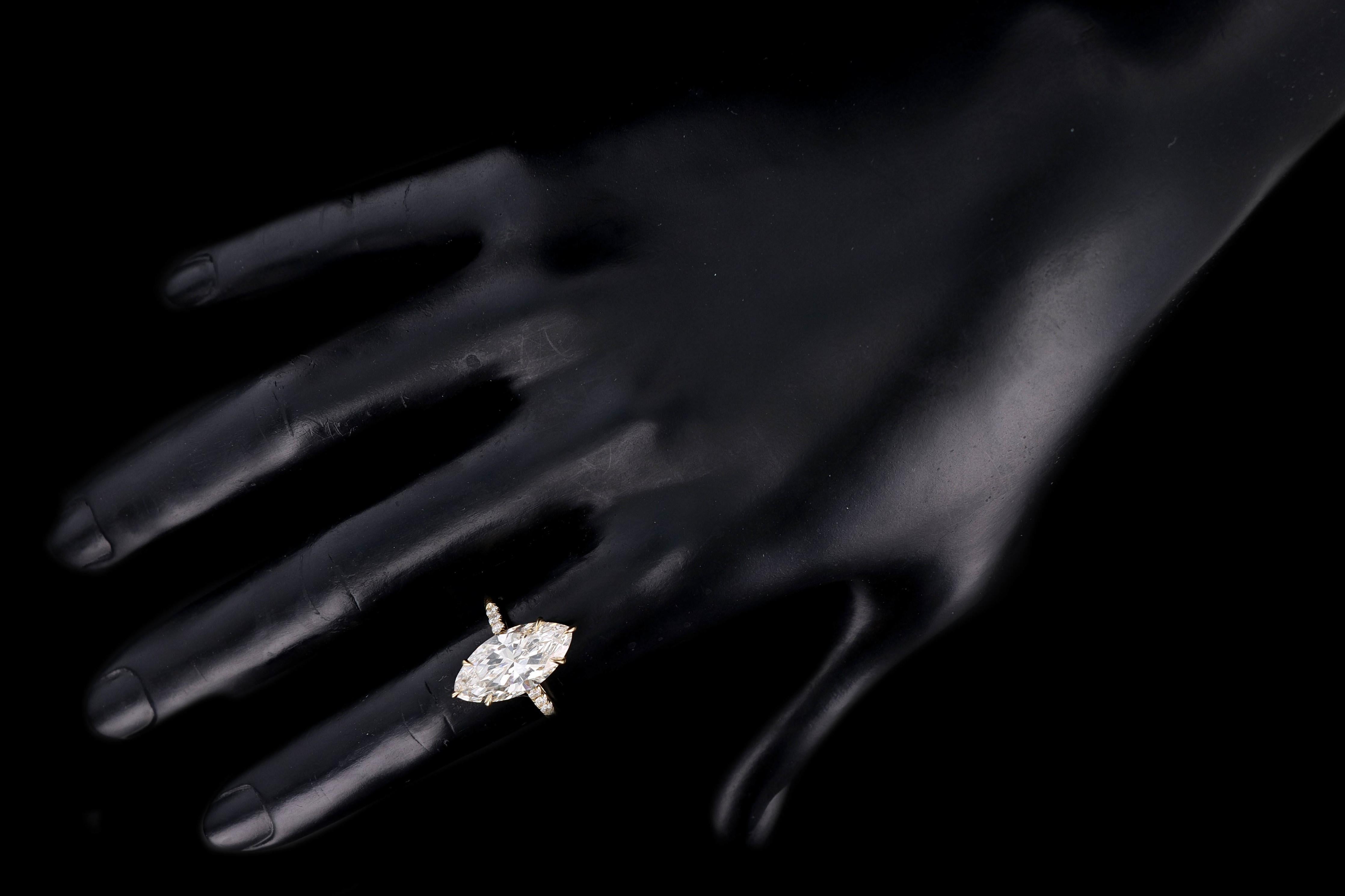 18 Karat Yellow Gold 4.63 Carat Marquise Cut Diamond Engagement Ring 4