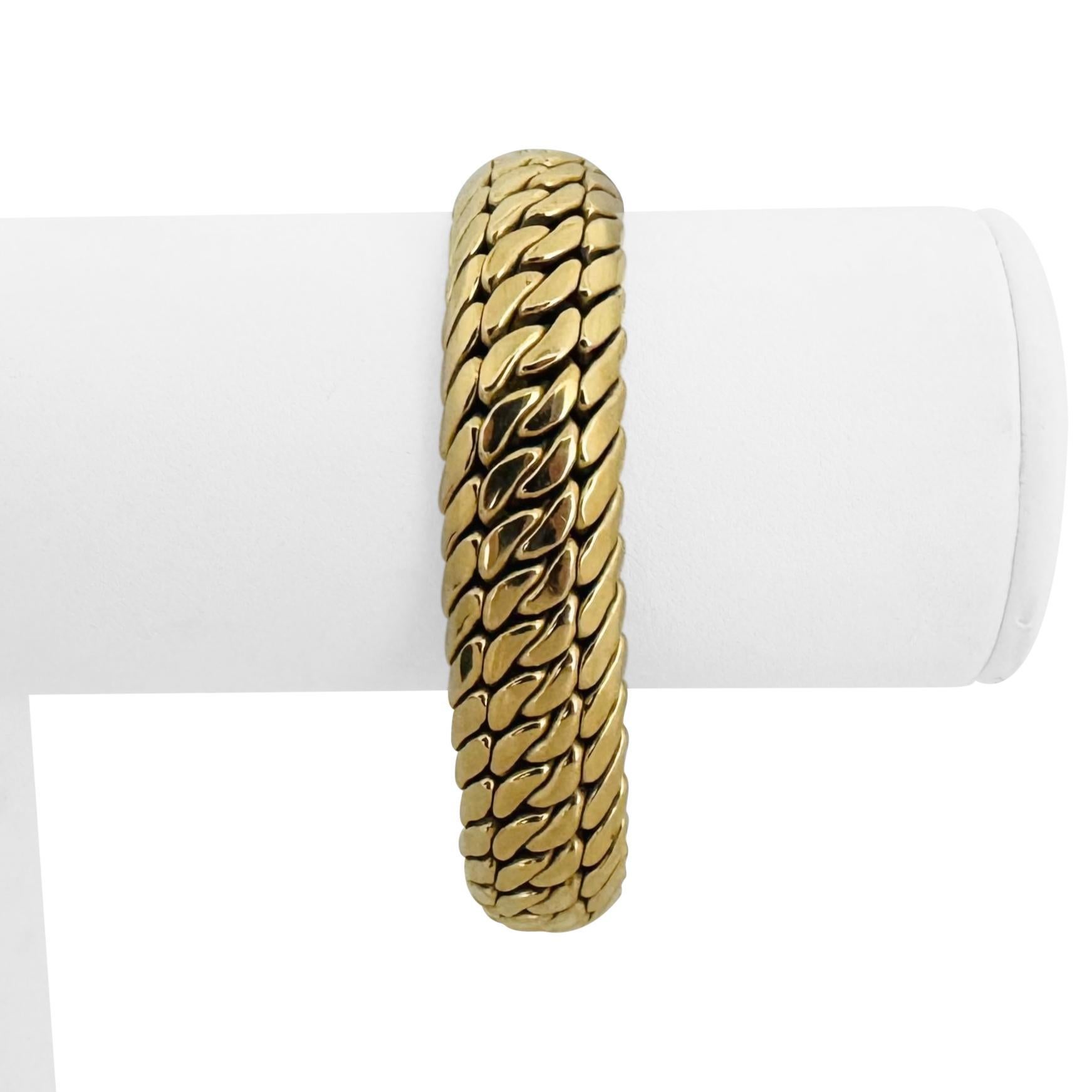 Zustand:  Ausgezeichneter Condit, Professionell gereinigt und poliert
Metall: 18k Gold (markiert und professionell getestet)
Gewicht: 47 g
Länge: 6,75 Zoll
Breite: 13 mm
Verschluss: Box Tab Insert mit Sicherheitsverriegelung
Markierungen: 