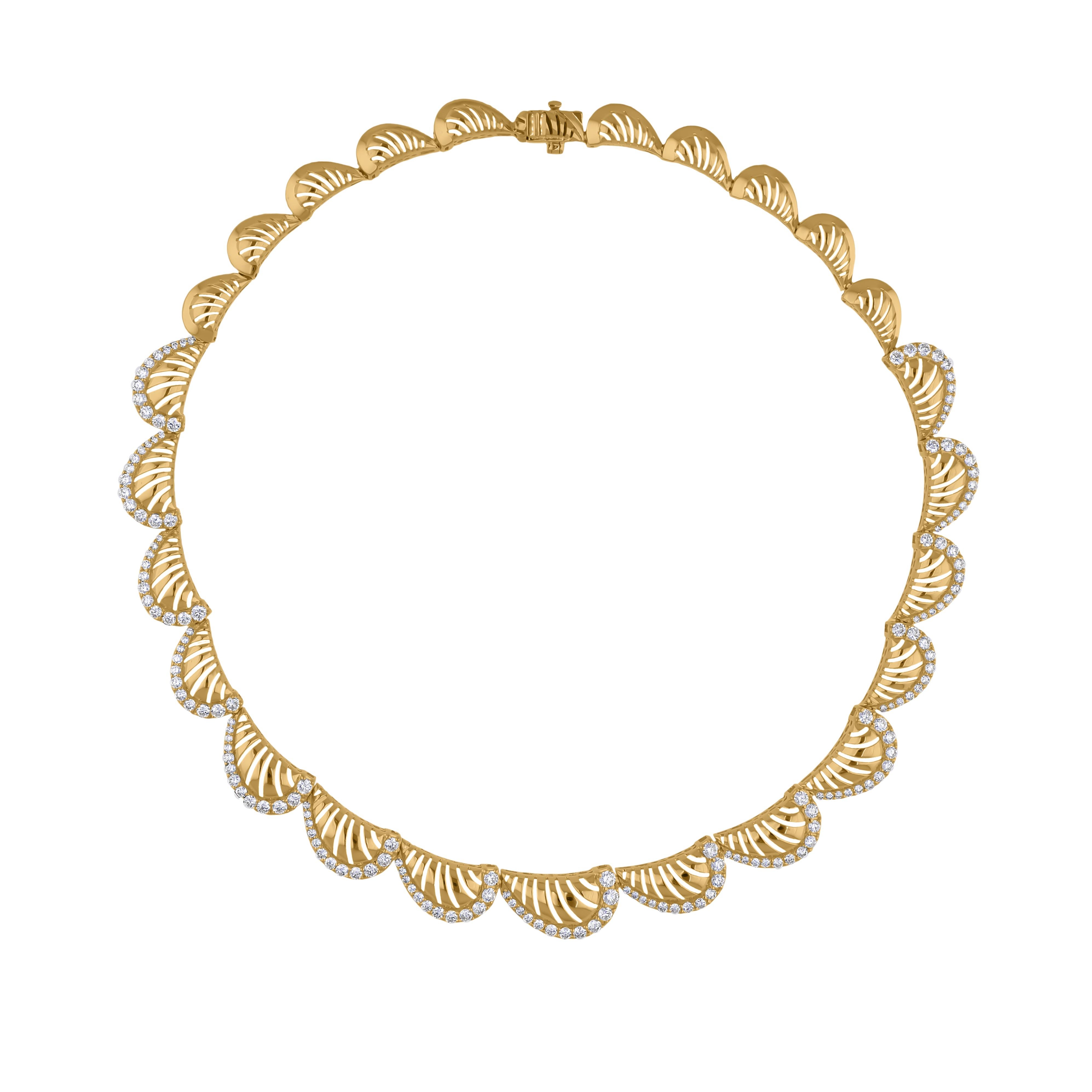 Donna Collana a girocollo da donna in oro giallo 18K 4.80Ct Diamond Scallop Tutte le tariffe sono state pagate. in vendita