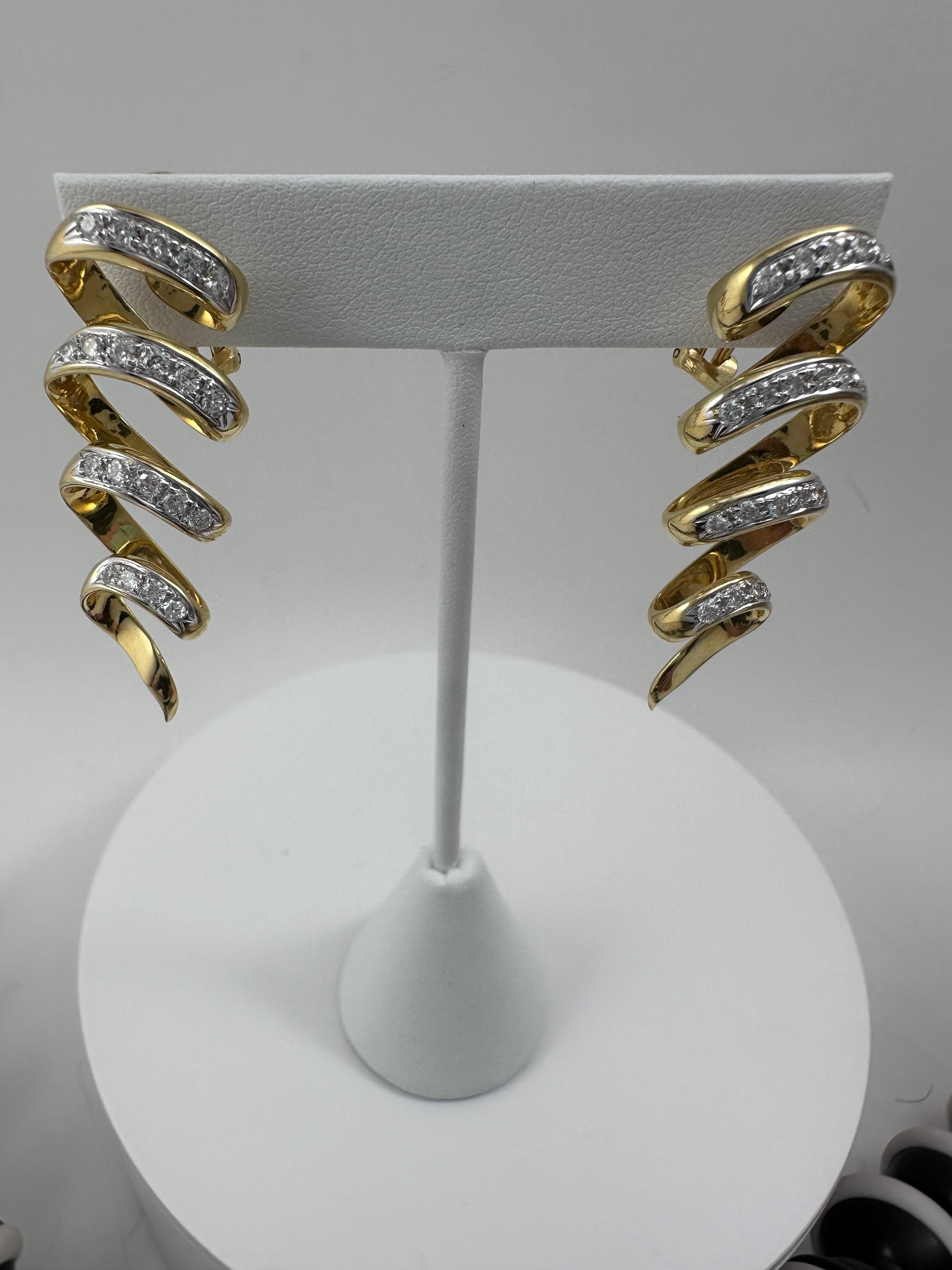 18k Yellow Gold ~ 5/8” x 1 3/4” Spiral Glistening Diamond Lever Back Earrings For Sale 5