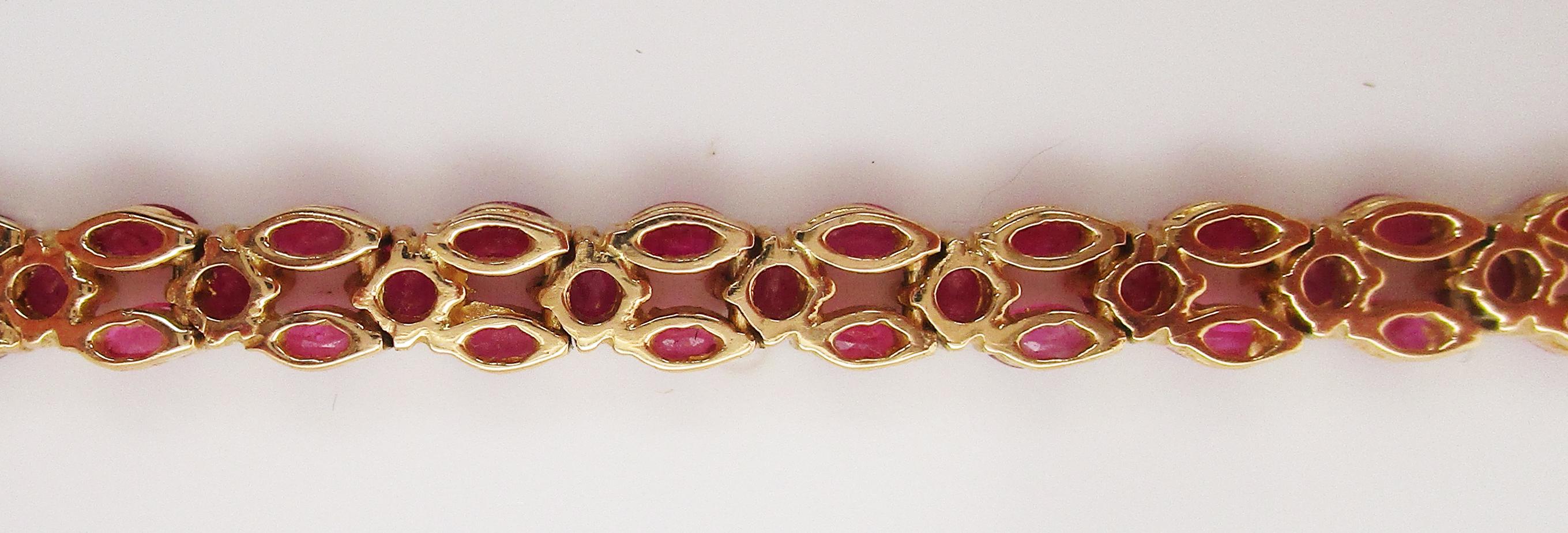 Contemporary 18 Karat Yellow Gold 5 Carat Red Ruby Line Bracelet