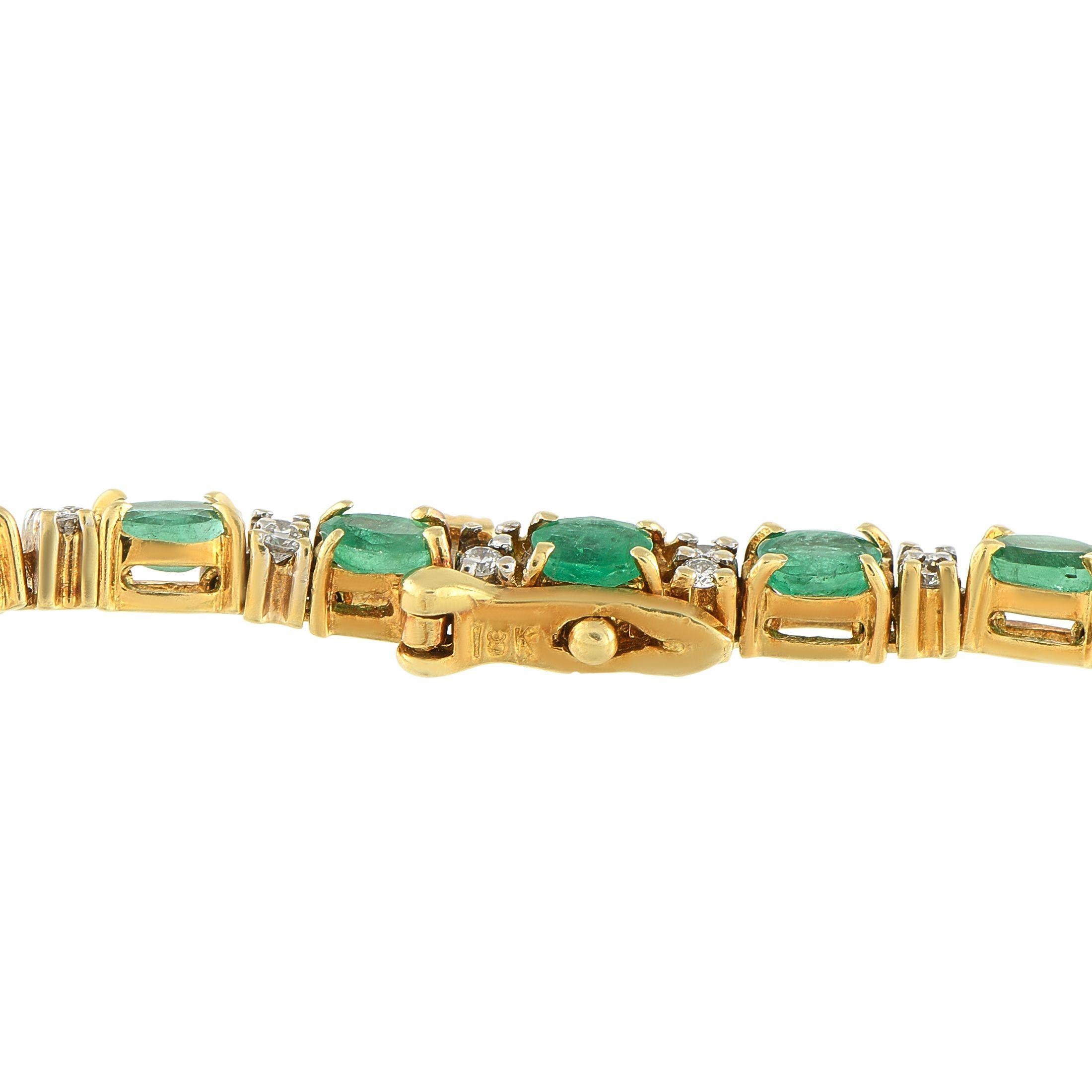 Taille ronde Bracelet en or jaune 18K avec émeraude et diamant de 5,50ct en vente