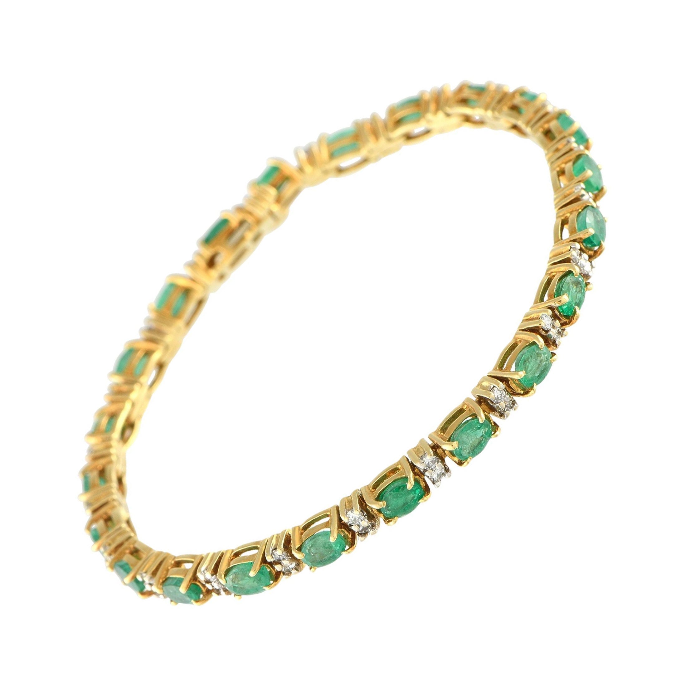 18K Yellow Gold 5.50ct Emerald and Diamond Bracelet