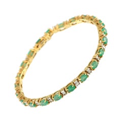 18K Yellow Gold 5.50ct Emerald and Diamond Bracelet