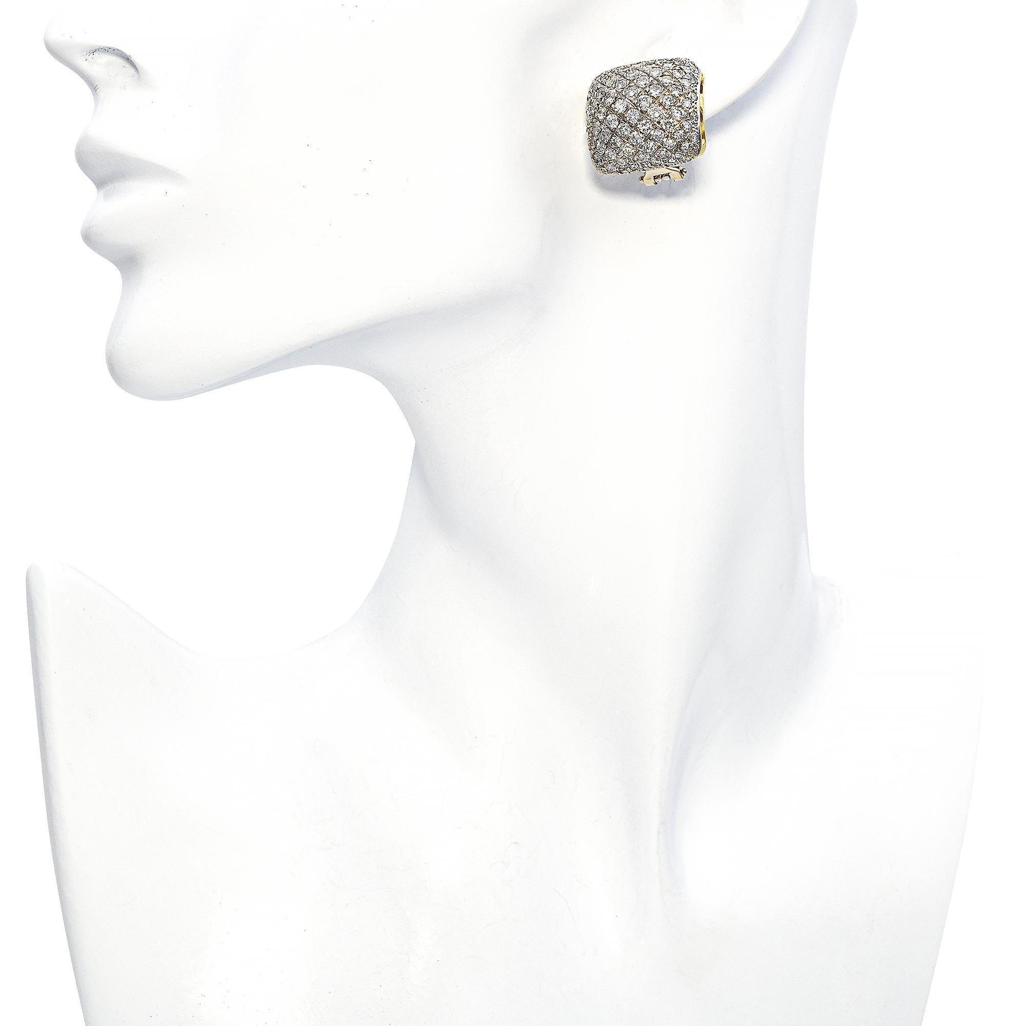 Taille ronde Boucles d'oreilles en or jaune 18 carats avec diamants de 5,7 ctw en vente