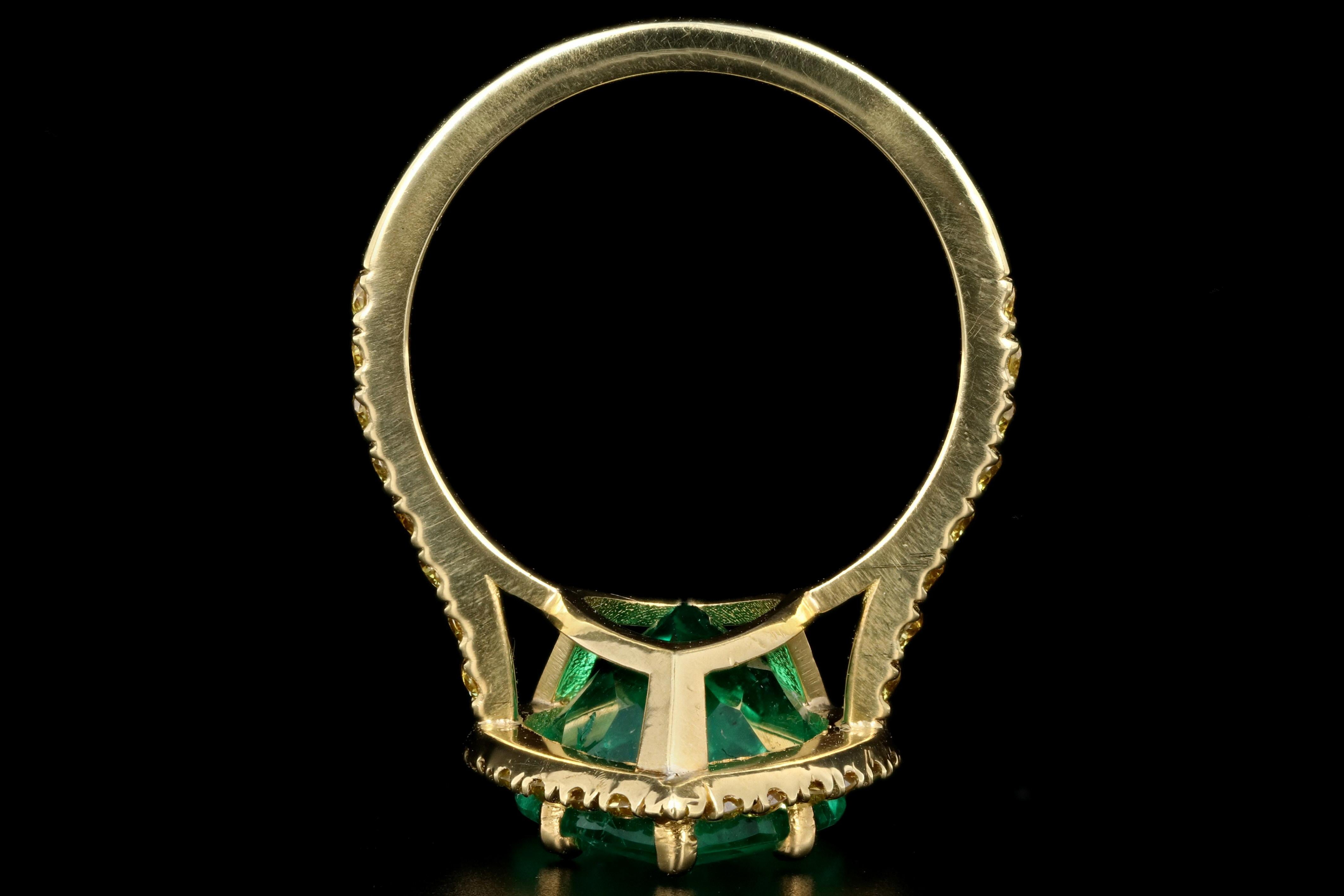 18 Karat Yellow Gold 5.92 Carat Colombian Emerald and Vivid Yellow Diamond Ring 1