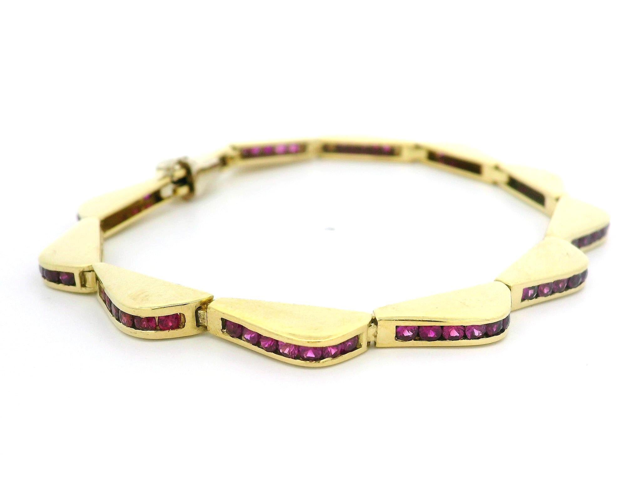 18k Yellow Gold 5ctw Channel Set Ruby Wavy Wave Line Link Bracelet For Sale 2