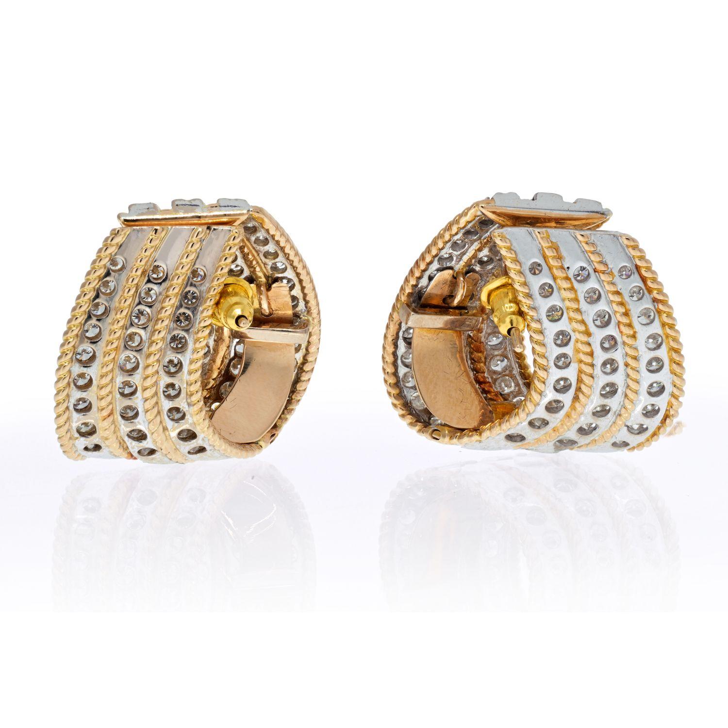 18 Karat Gelbgold 6 Karat Diamant Huggie-Ohrringe (Moderne) im Angebot