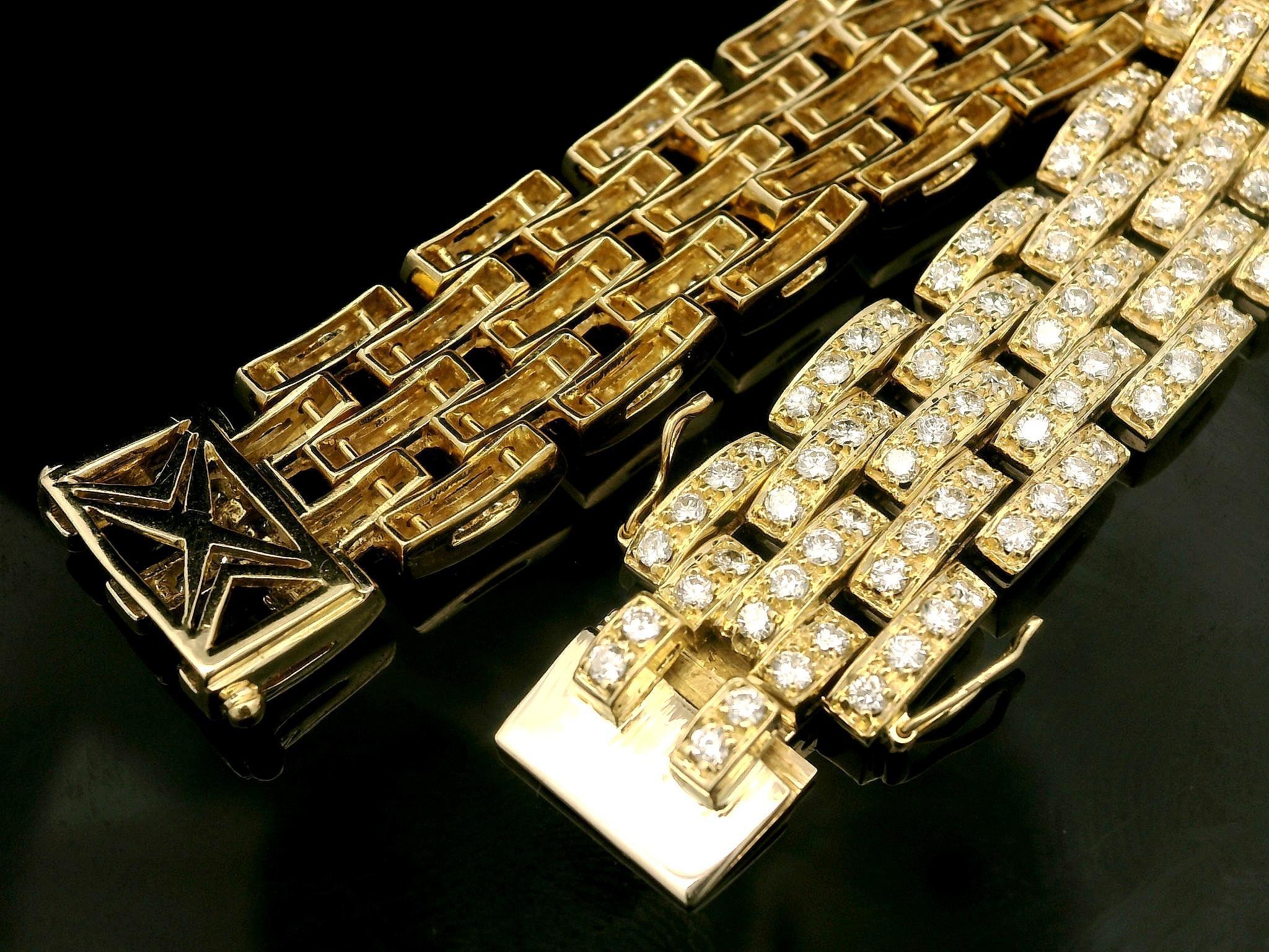 Or jaune 18k 6.08ctw Diamond Covered 5 Row Brick Pattern Wide Link Bracelets en or jaune 18k en vente 1