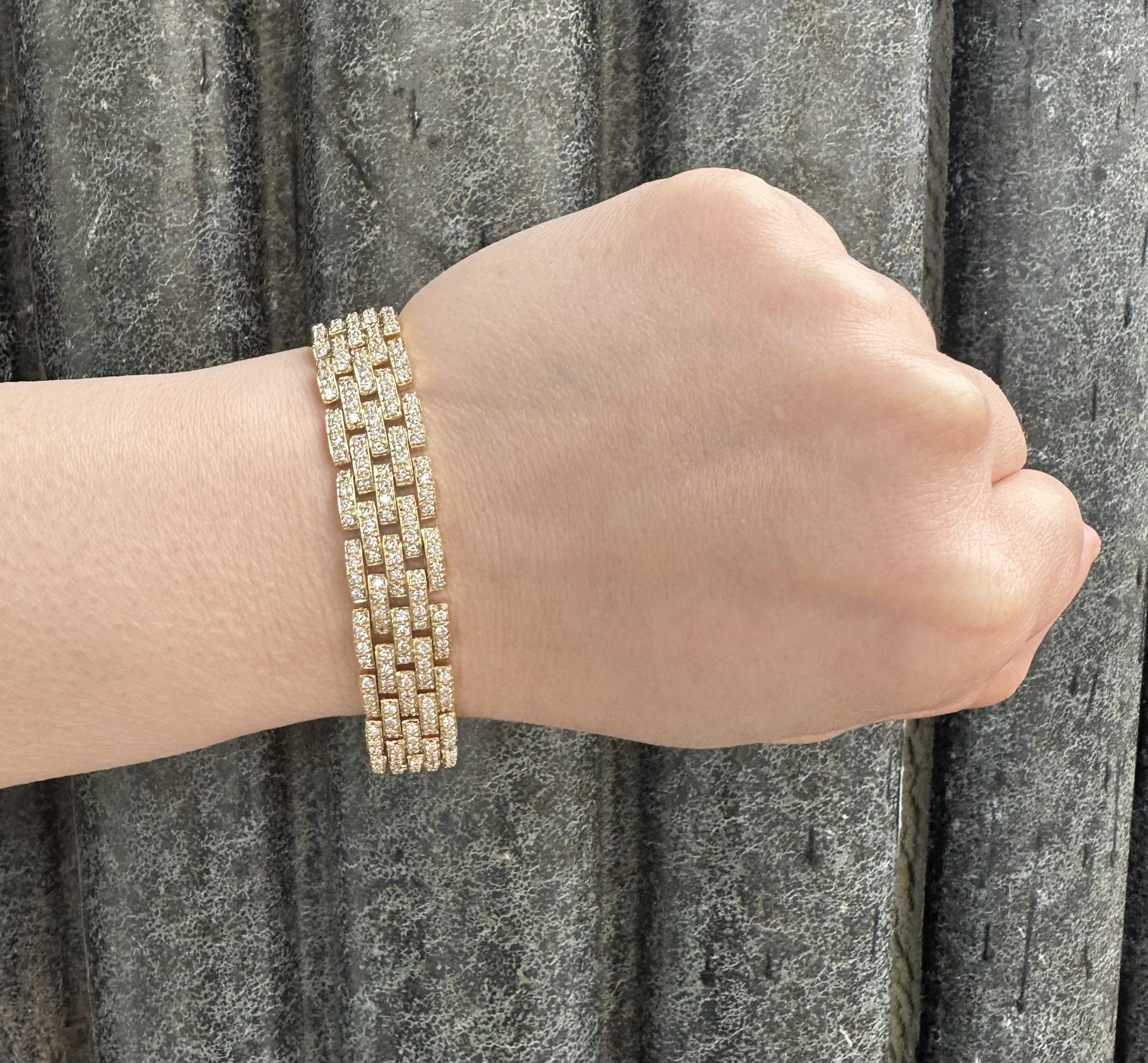 Or jaune 18k 6.08ctw Diamond Covered 5 Row Brick Pattern Wide Link Bracelets en or jaune 18k en vente 3