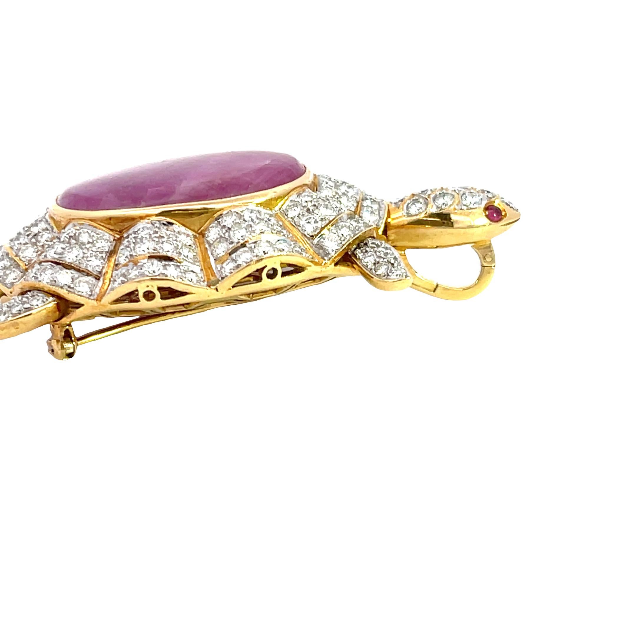 Broche/pendentif tortue en or jaune 18 carats avec diamants de 6,12 carats et rubis naturel de 44/1 carats en vente 1