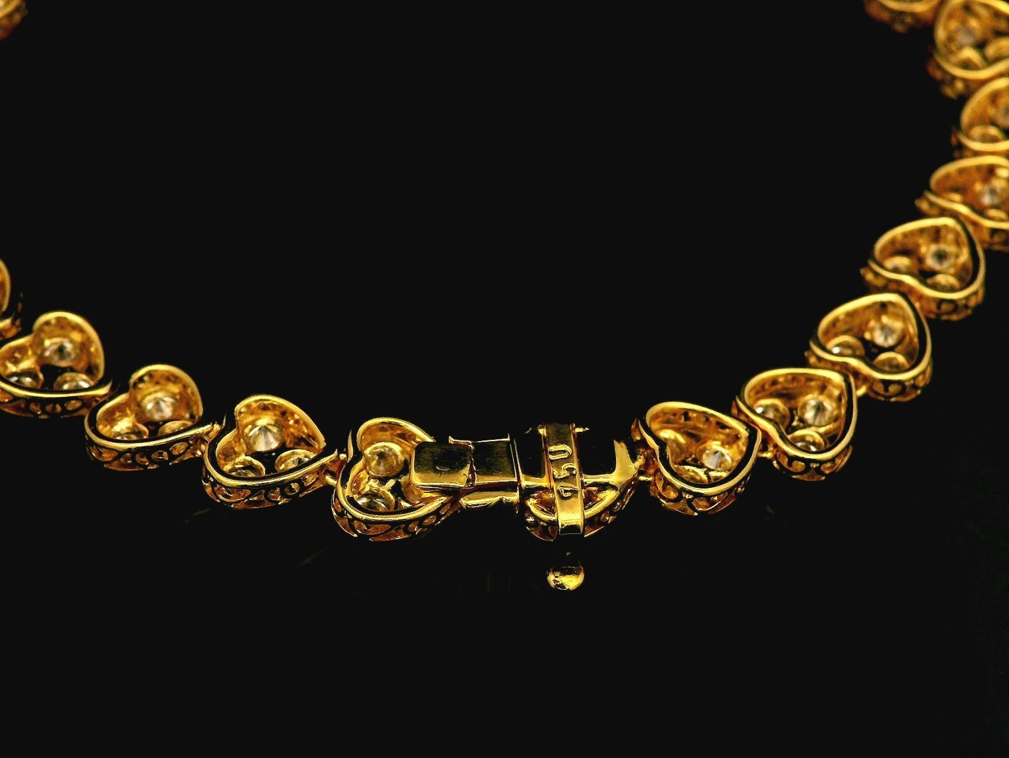 Women's 18k Yellow Gold 6.26ctw Fiery Diamond Graduated Open Heart Link Tennis Bracelet For Sale