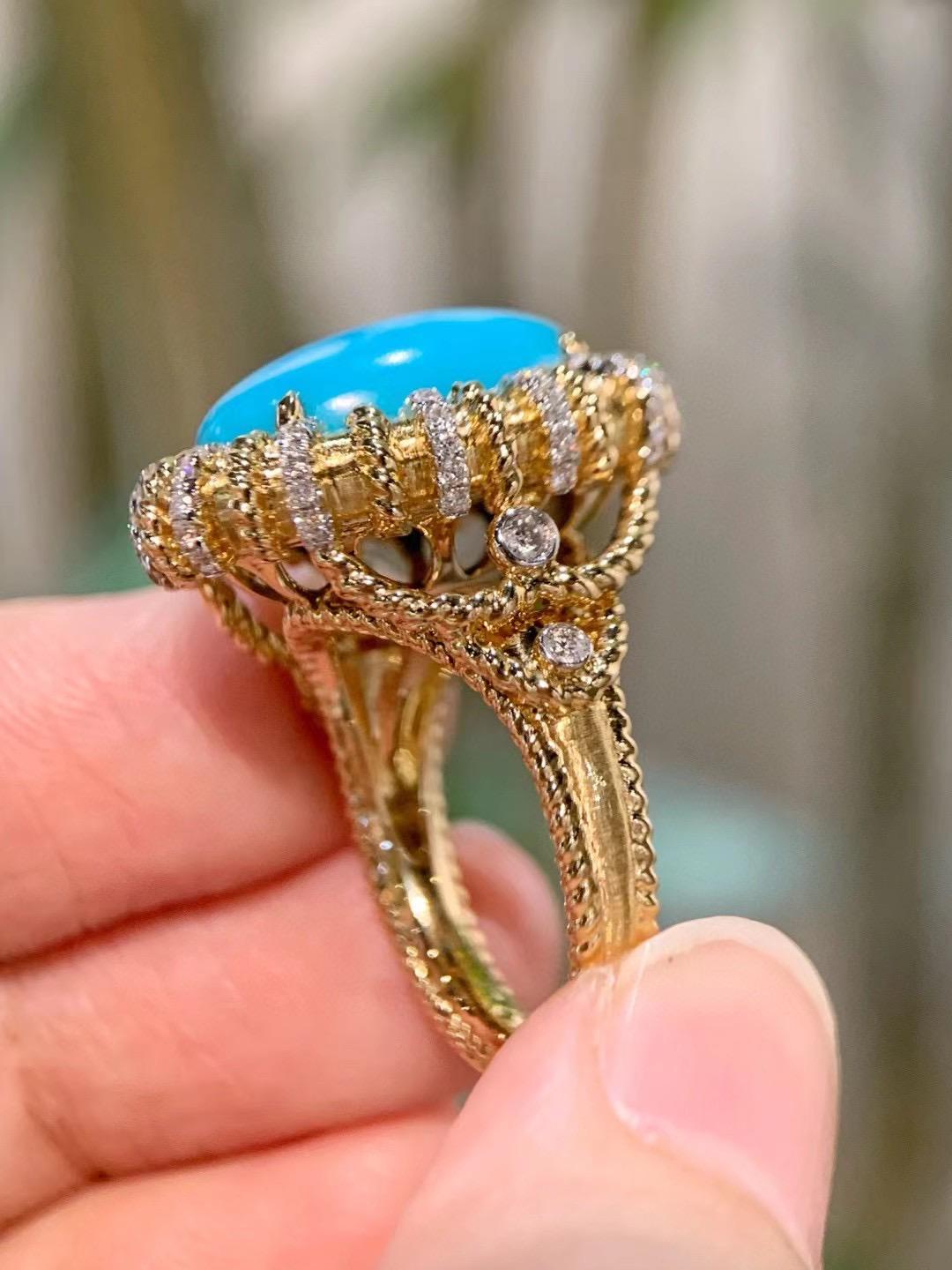 18K Yellow Gold 6.49 CT Raw American Turquoise Cocktail Ring with Diamonds In New Condition For Sale In Kowloon, HK