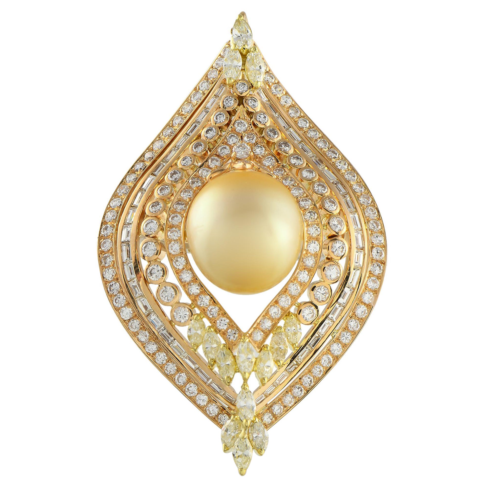 Colgante de oro amarillo de 18 quilates con diamantes y perlas de oro de 6,96 quilates en venta