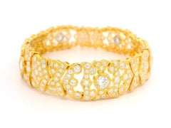 18k Yellow Gold 7.73ctw High Quality VVS E Pave Bezel Diamond Strap Bracelet